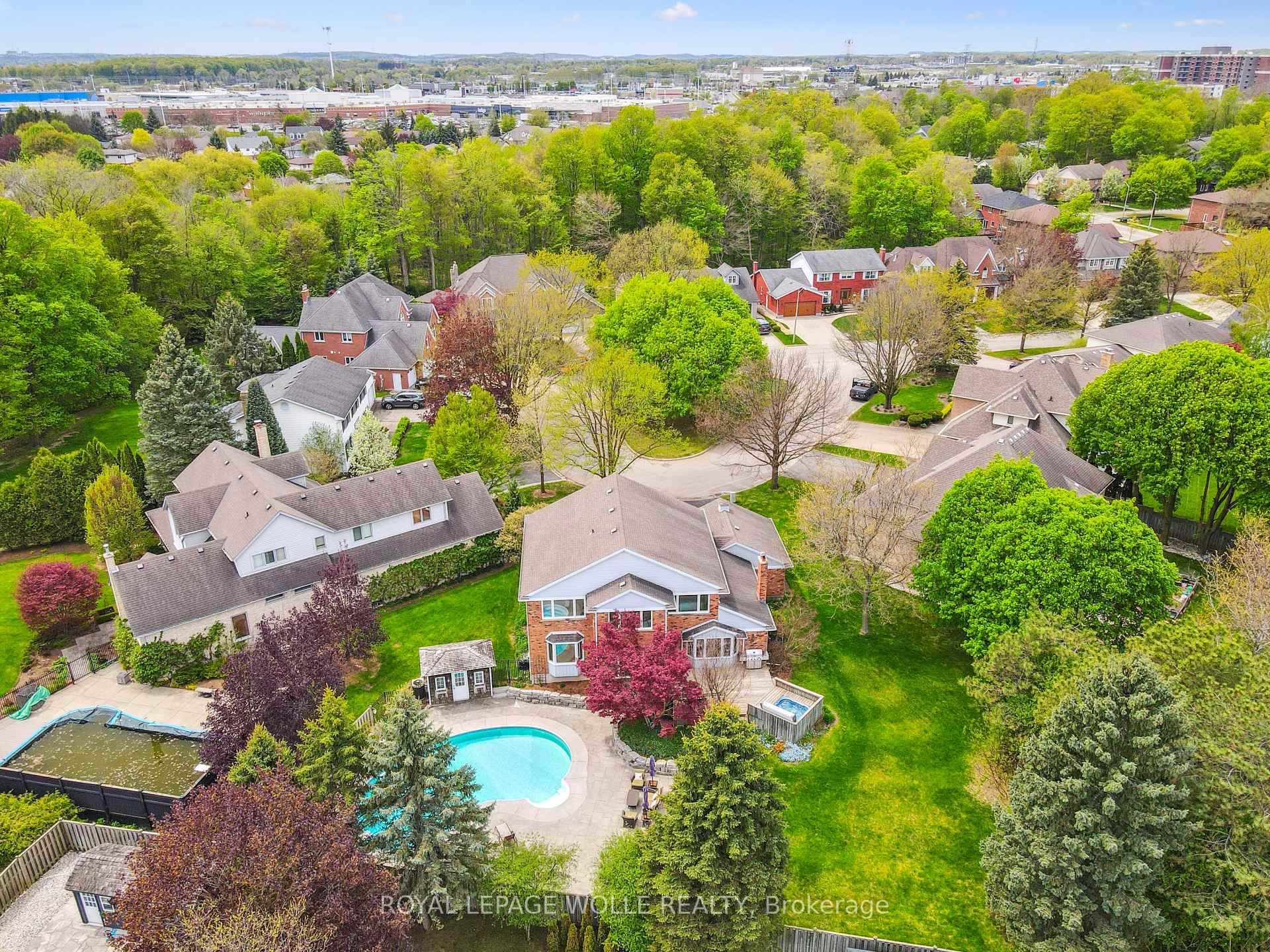 Photo 45 of 580 Guildwood Place, Waterloo — HOMEH