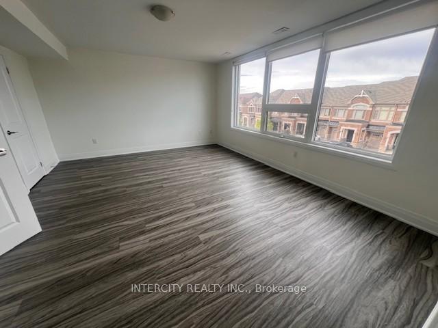 Photo 2 of 83 Vedette Way, Vaughan, East Woodbridge — HOMEH
