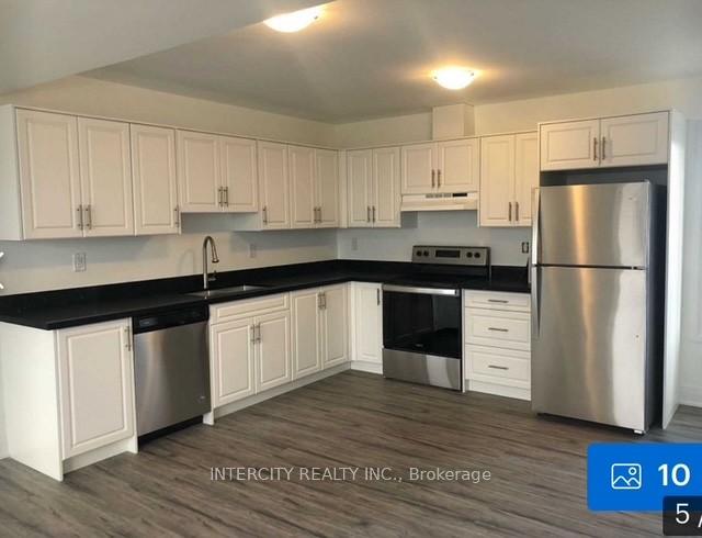 Photo 3 of 83 Vedette Way, Vaughan, East Woodbridge — HOMEH