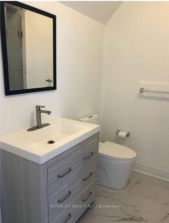 Photo 8 of 83 Vedette Way, Vaughan, East Woodbridge — HOMEH