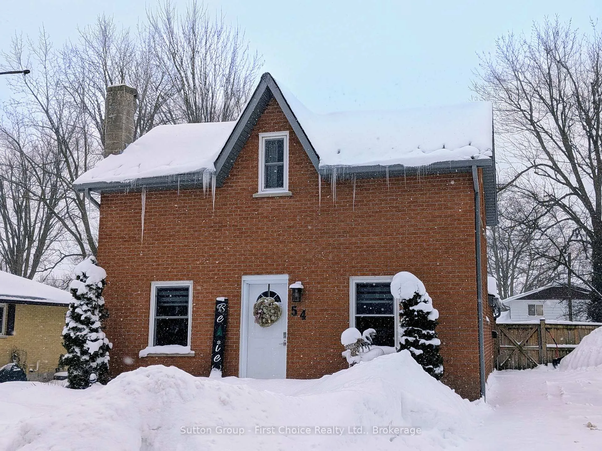 Front of 54 Waterloo Street