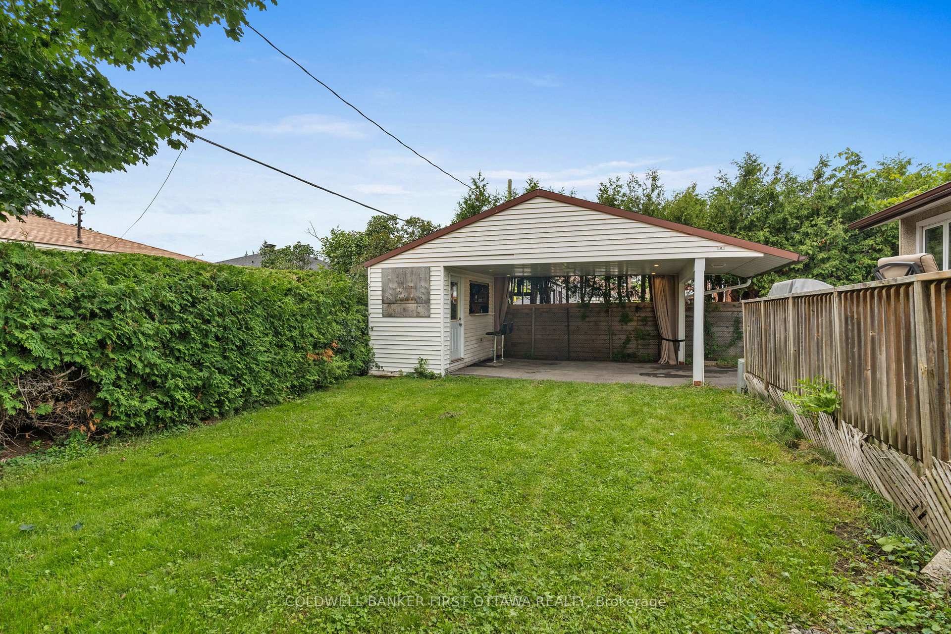 Photo 29 of 1316 Avenue U, Ottawa, Eastway Gardens/Industrial Park — HOMEH