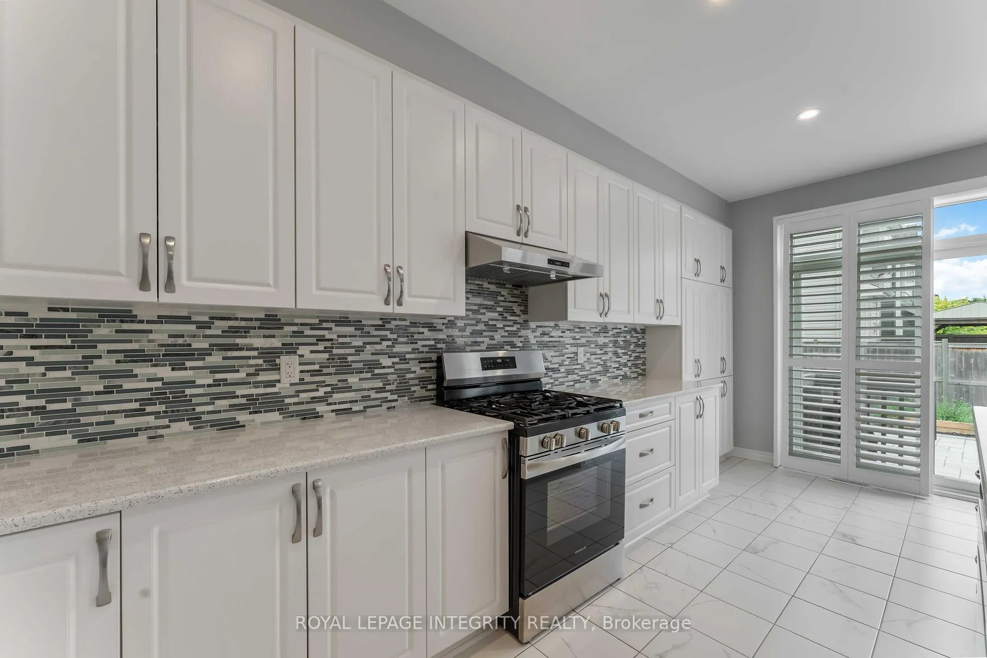 Photo 14 of 563 Egret Way, Ottawa, Barrhaven - Half Moon Bay — HOMEH