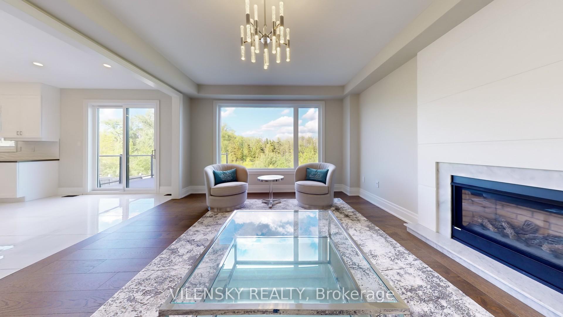 Photo 7 of 37 Hurst Avenue, Vaughan, Patterson — HOMEH