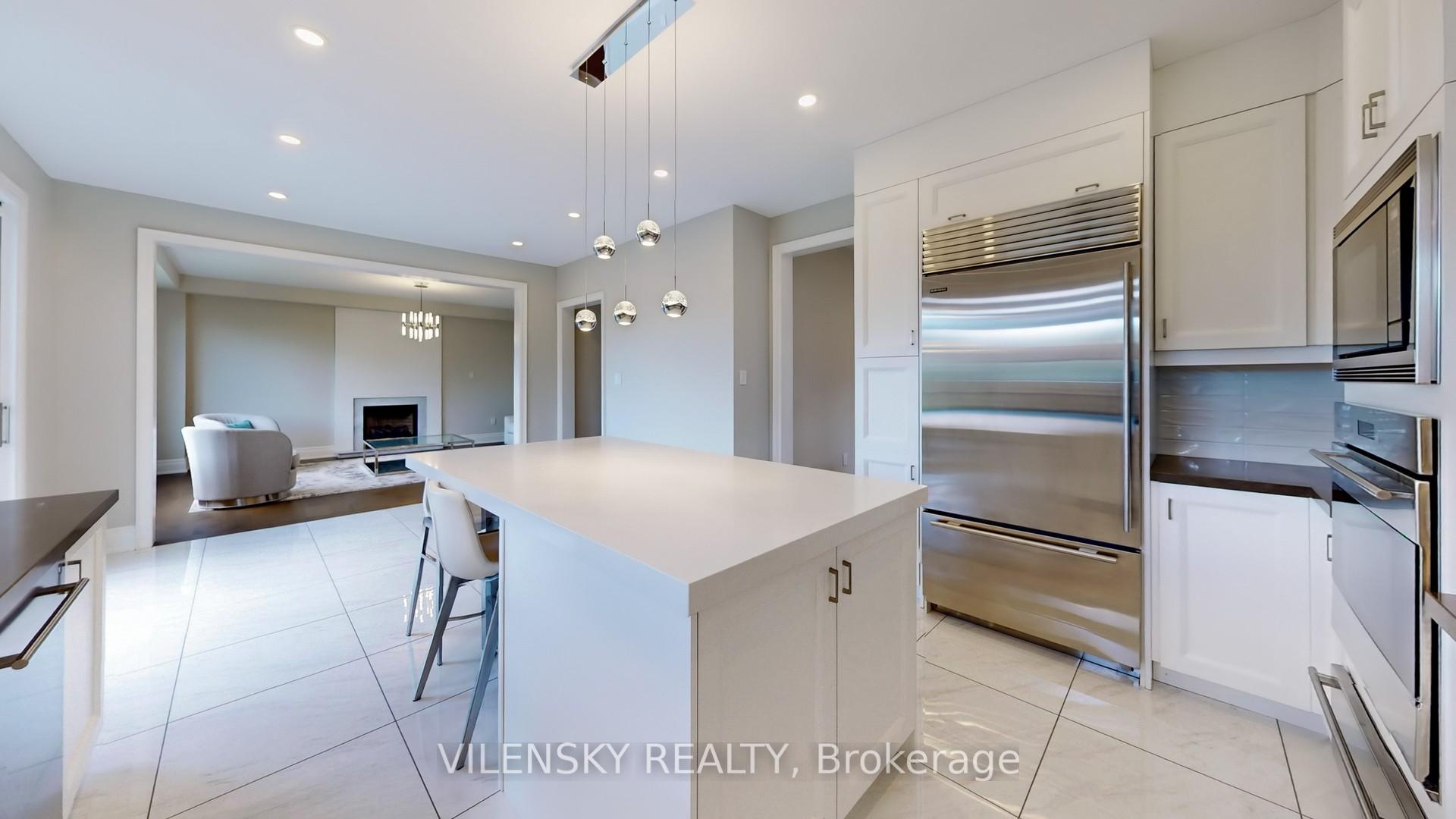 Photo 13 of 37 Hurst Avenue, Vaughan, Patterson — HOMEH