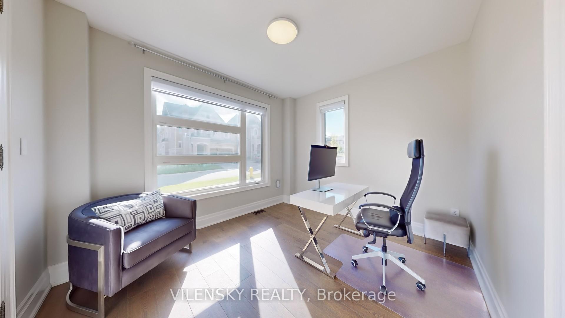 Photo 16 of 37 Hurst Avenue, Vaughan, Patterson — HOMEH