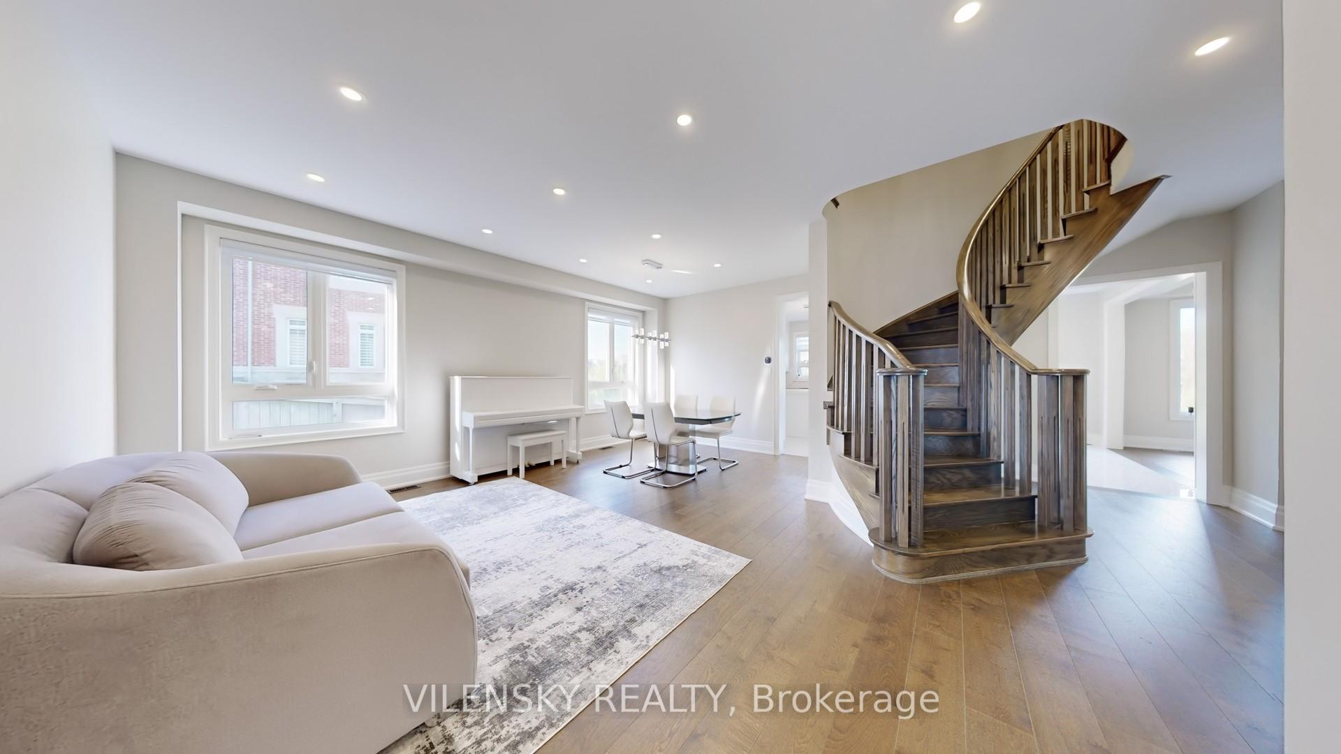 Photo 18 of 37 Hurst Avenue, Vaughan, Patterson — HOMEH