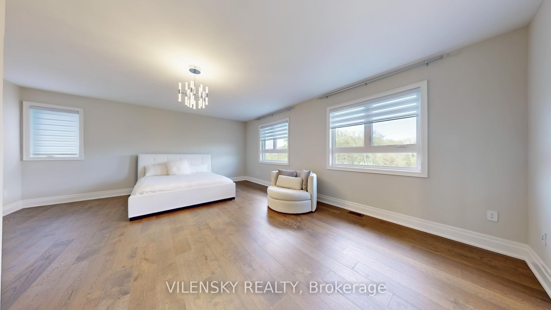Photo 22 of 37 Hurst Avenue, Vaughan, Patterson — HOMEH