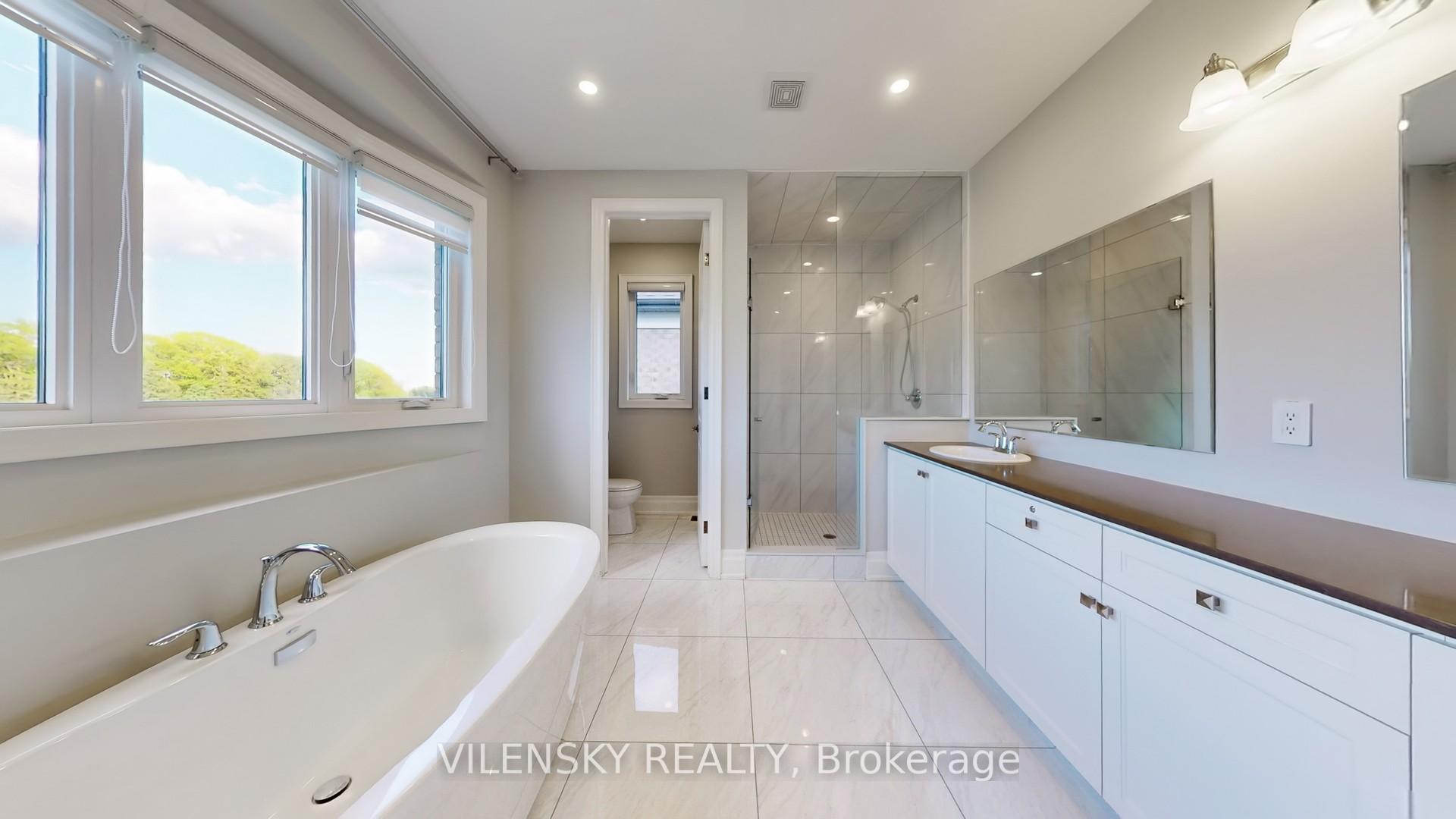 Photo 25 of 37 Hurst Avenue, Vaughan, Patterson — HOMEH