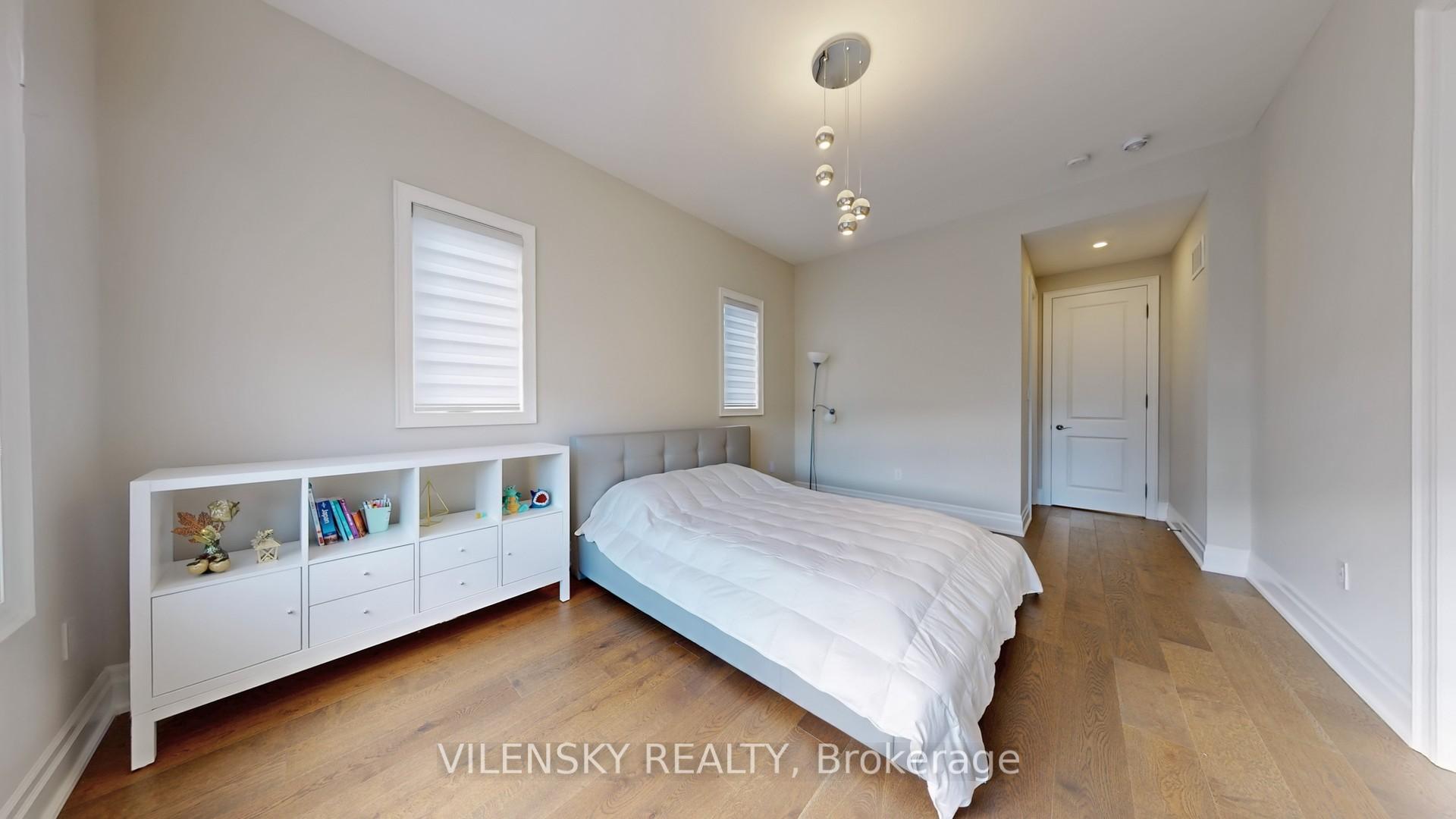 Photo 28 of 37 Hurst Avenue, Vaughan, Patterson — HOMEH