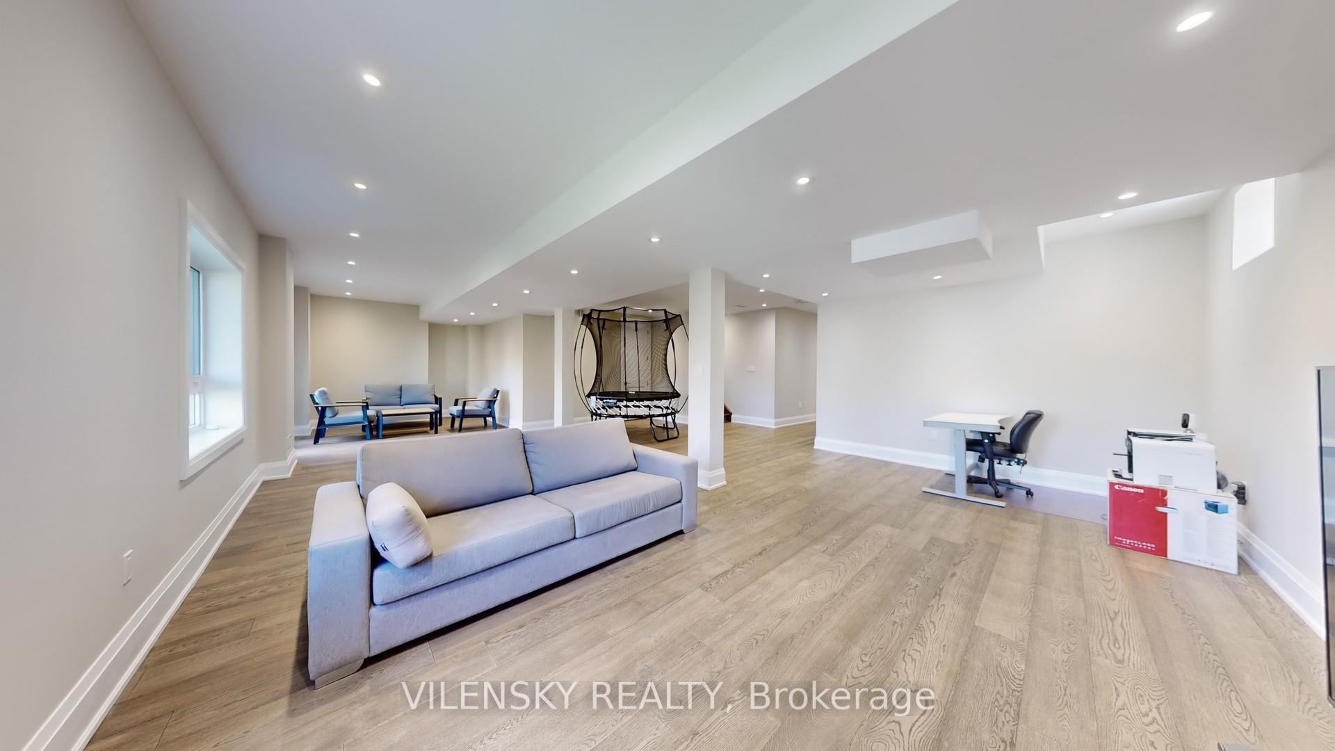 Photo 37 of 37 Hurst Avenue, Vaughan, Patterson — HOMEH