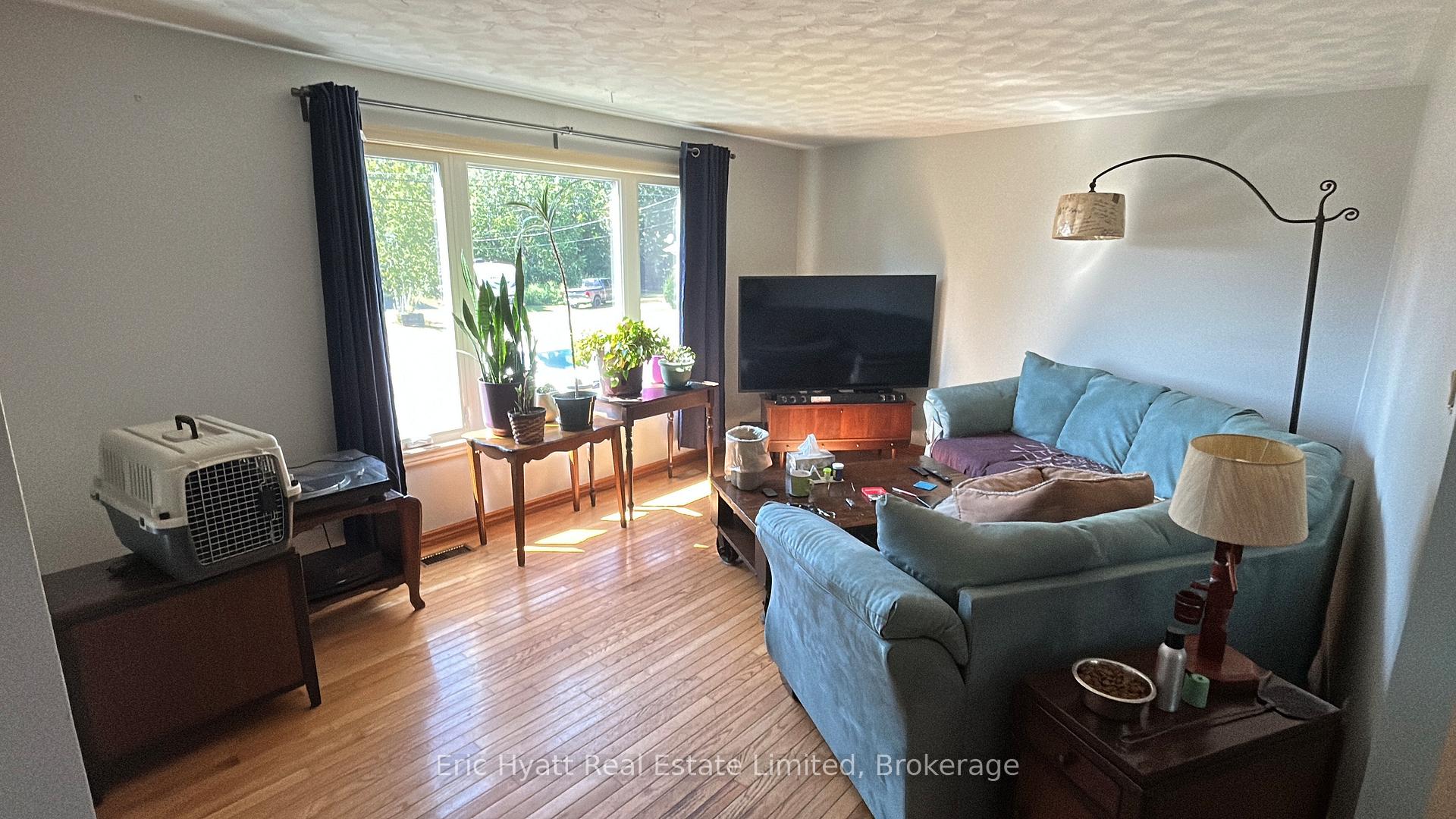 Photo 2 of 372 Ouellette Crescent E, West Nipissing, Sturgeon Falls — HOMEH