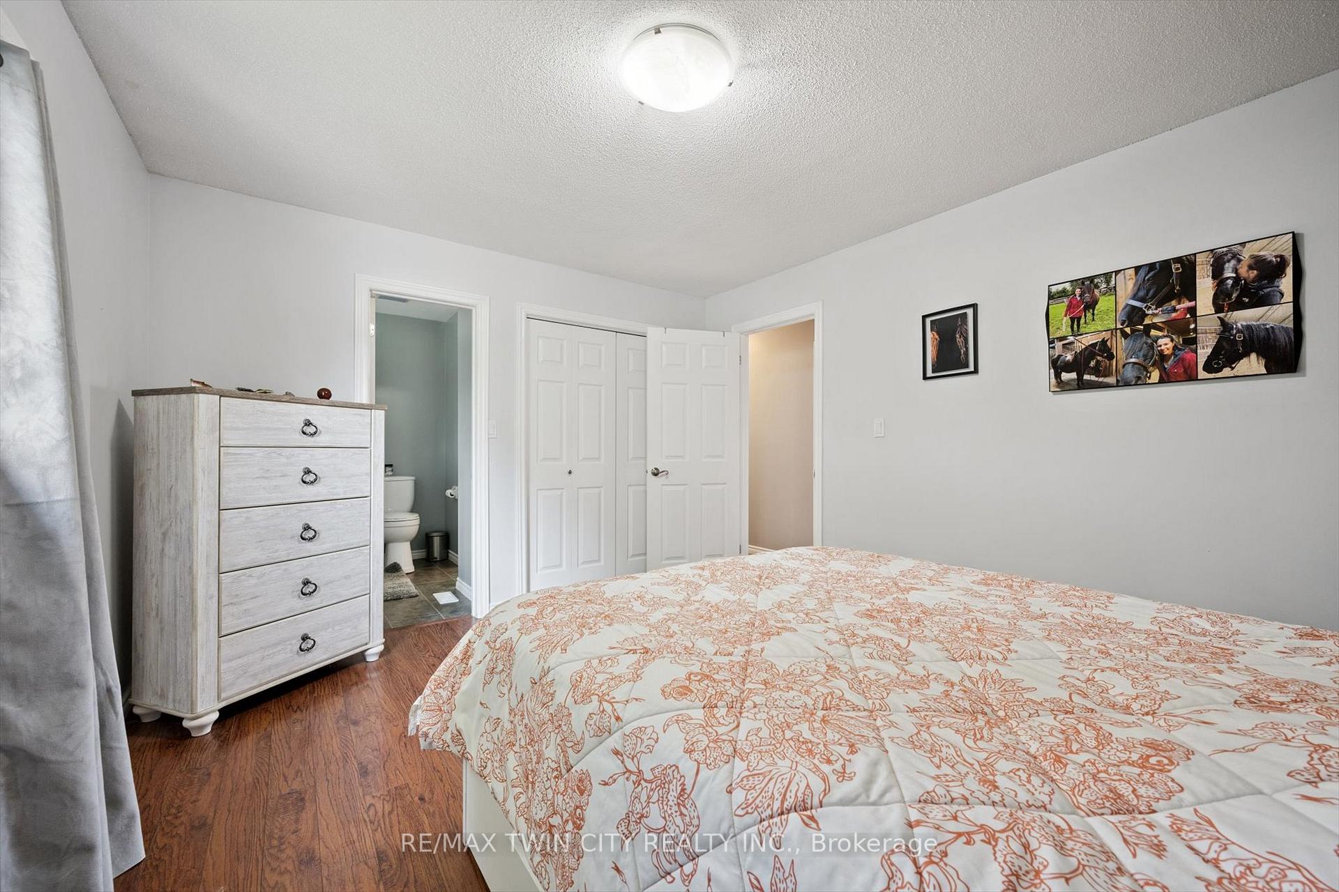 Photo 13 of 230 Arris Crescent, West Perth, Mitchell — HOMEH