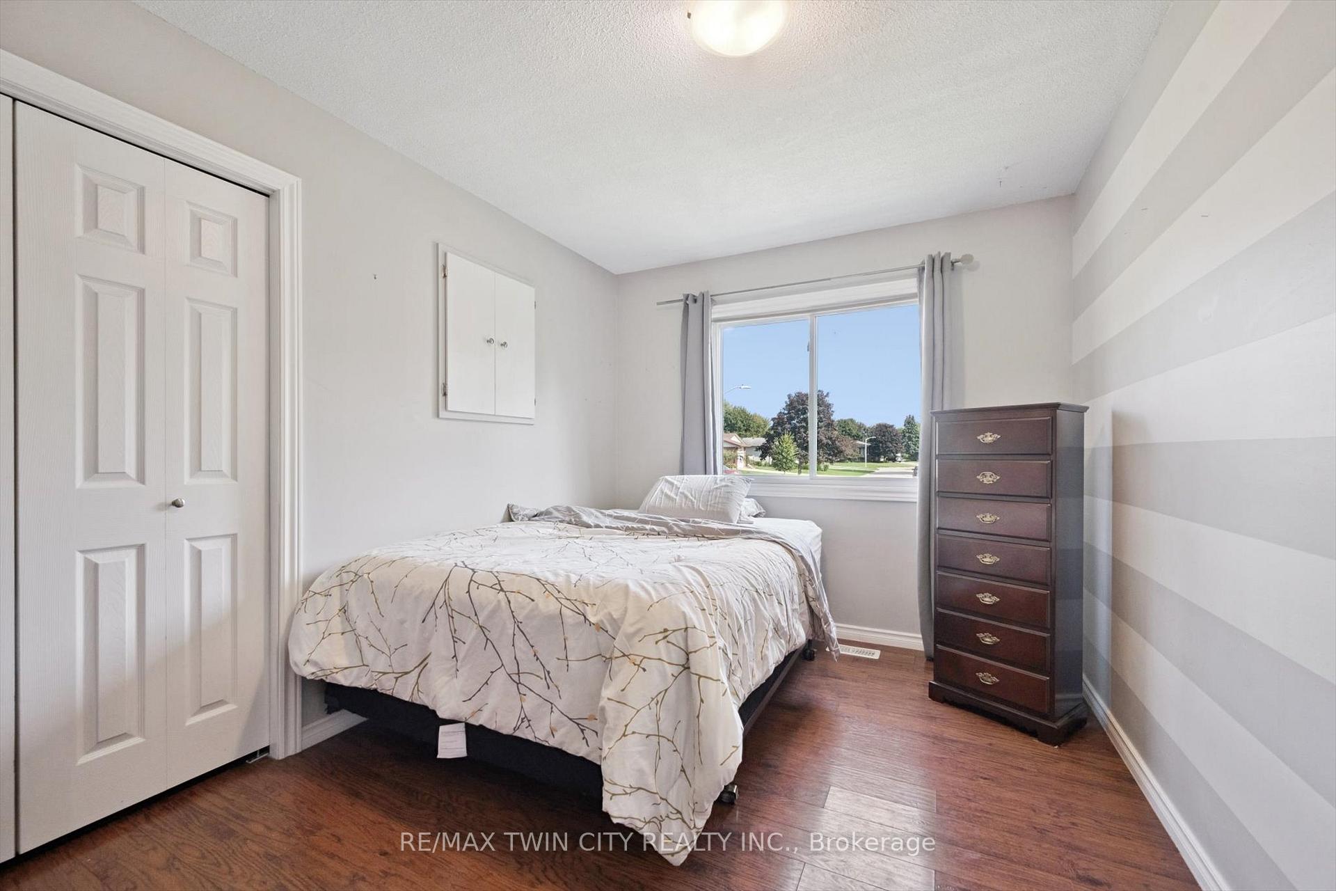 Photo 15 of 230 Arris Crescent, West Perth, Mitchell — HOMEH