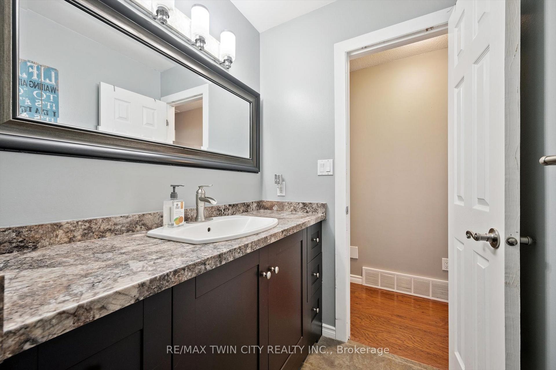 Photo 17 of 230 Arris Crescent, West Perth, Mitchell — HOMEH