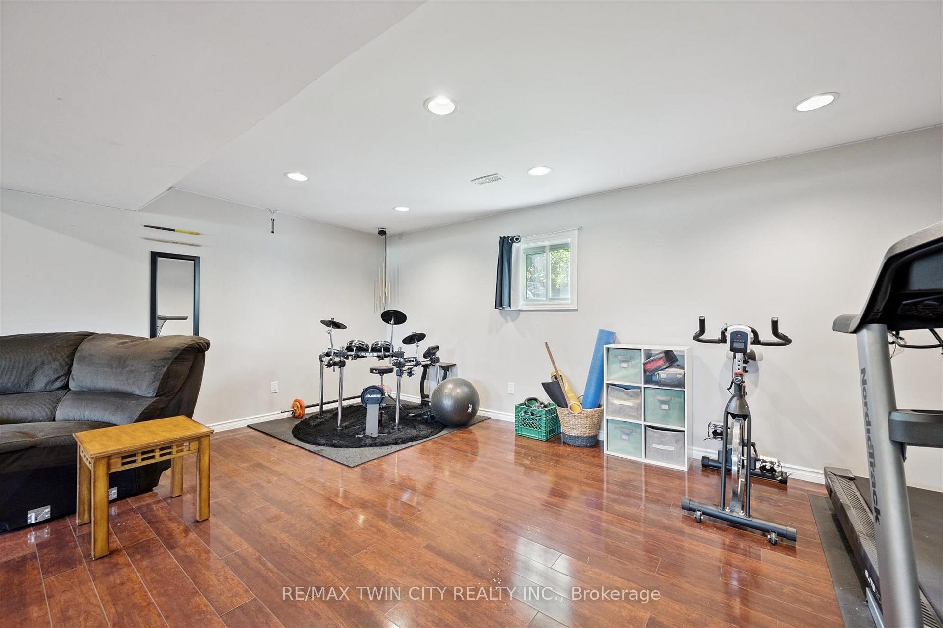 Photo 20 of 230 Arris Crescent, West Perth, Mitchell — HOMEH