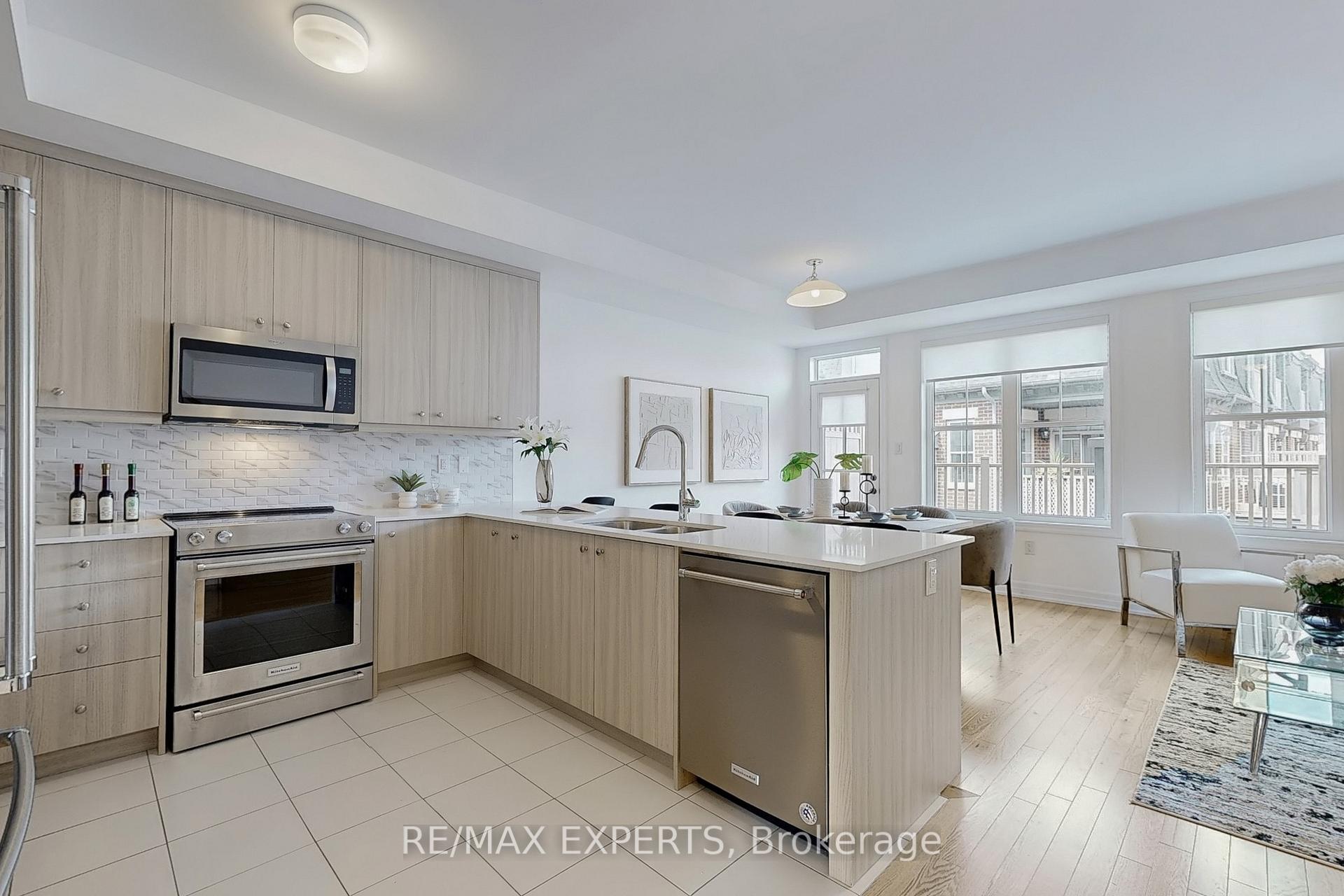 Photo 12 of Unit 5, 8 Church Street, Vaughan, Maple — HOMEH