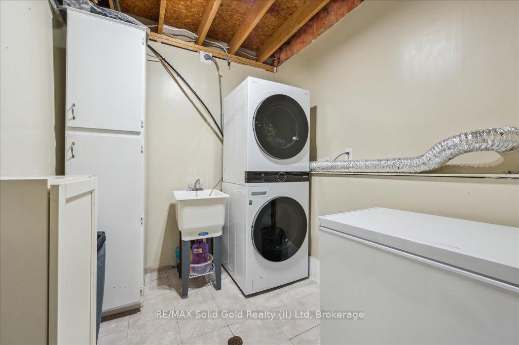 Photo 28 of Unit 3, 419 Bairstow Crescent, Waterloo — HOMEH