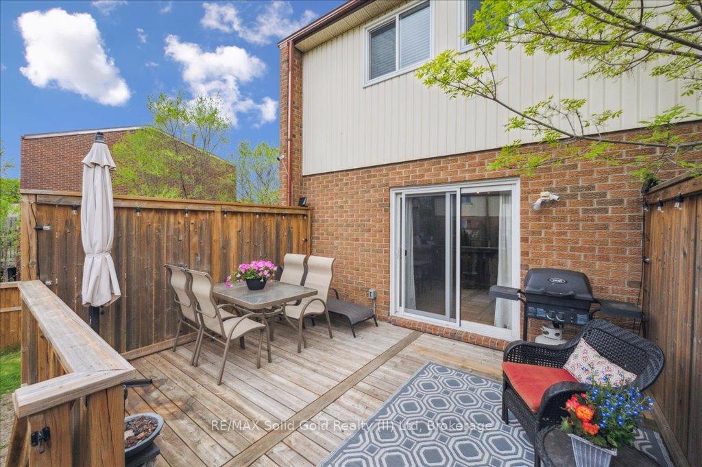 Photo 31 of Unit 3, 419 Bairstow Crescent, Waterloo — HOMEH