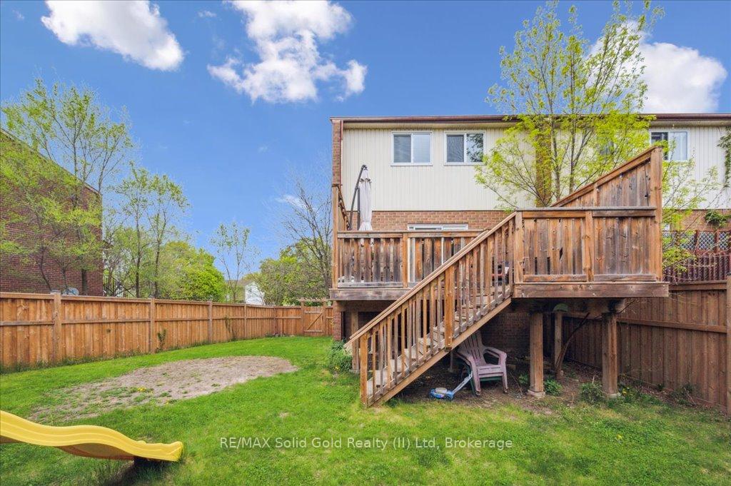 Photo 37 of Unit 3, 419 Bairstow Crescent, Waterloo — HOMEH