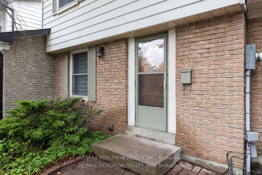 Photo 17 of 54 Rands Road, Ajax, South West — HOMEH