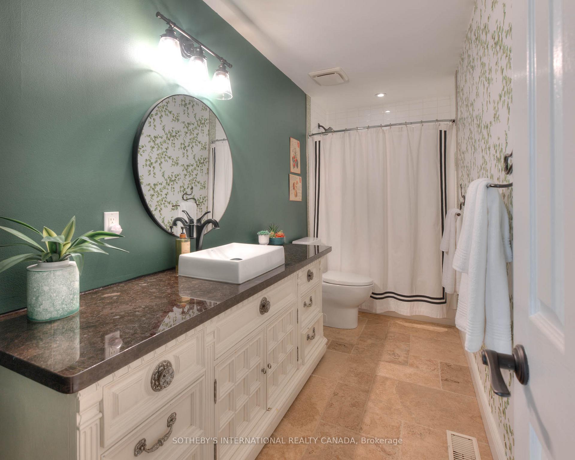Photo 26 of 406 Lakeview Drive, Waterloo — HOMEH