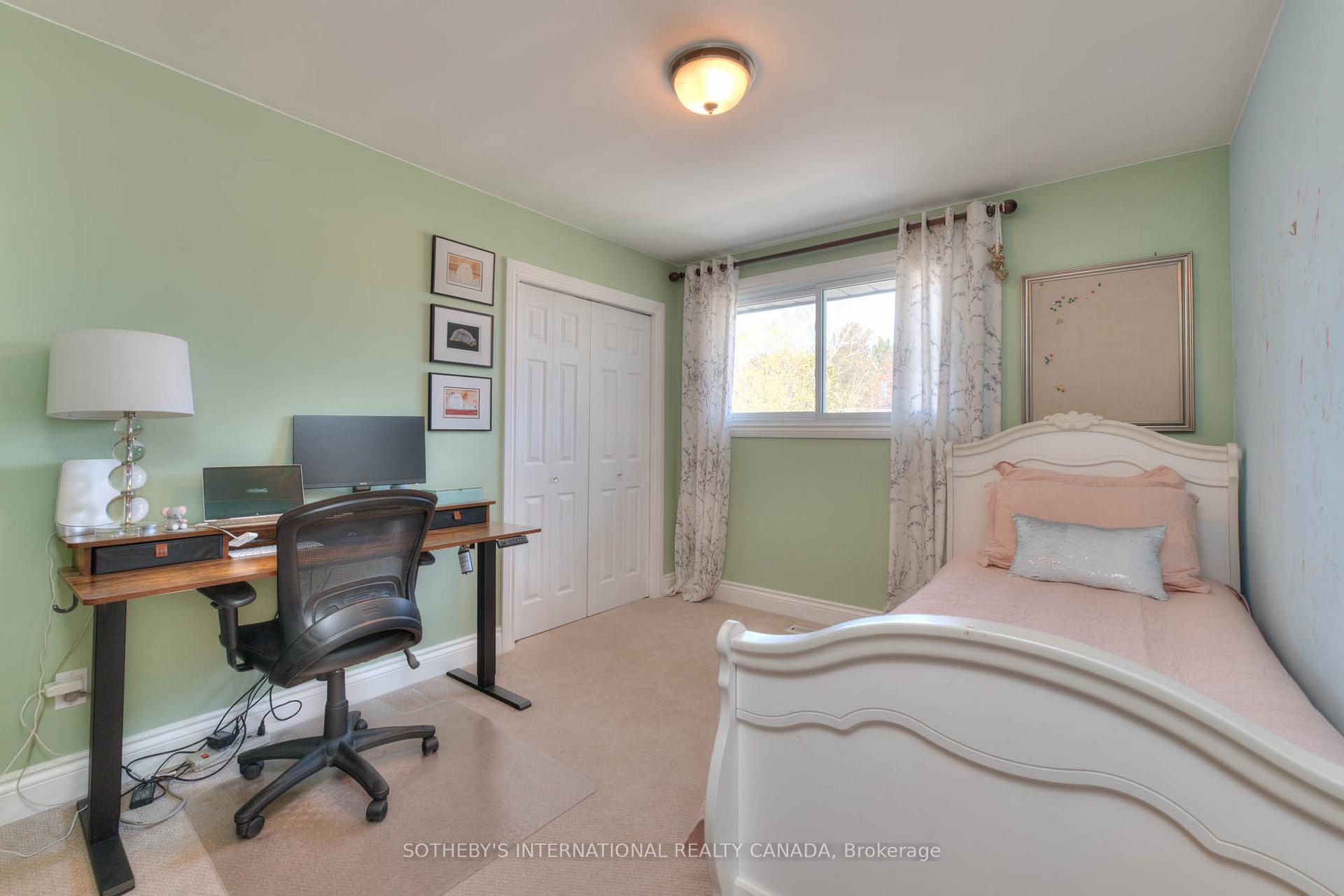 Photo 28 of 406 Lakeview Drive, Waterloo — HOMEH