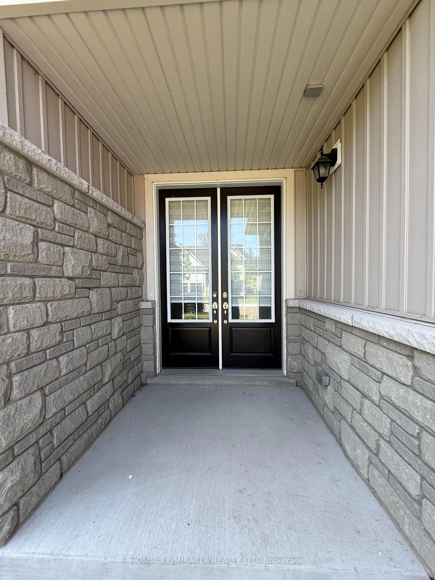 Photo 5 of 110 Allegra Drive, Wasaga Beach — HOMEH