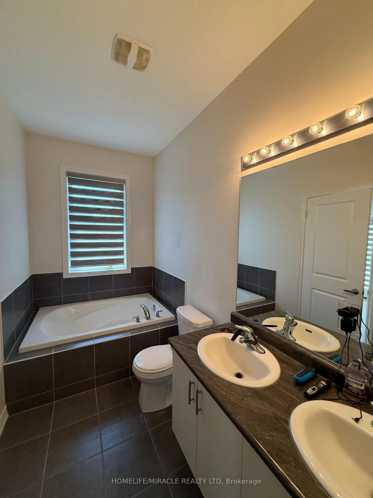 Photo 16 of 110 Allegra Drive, Wasaga Beach — HOMEH