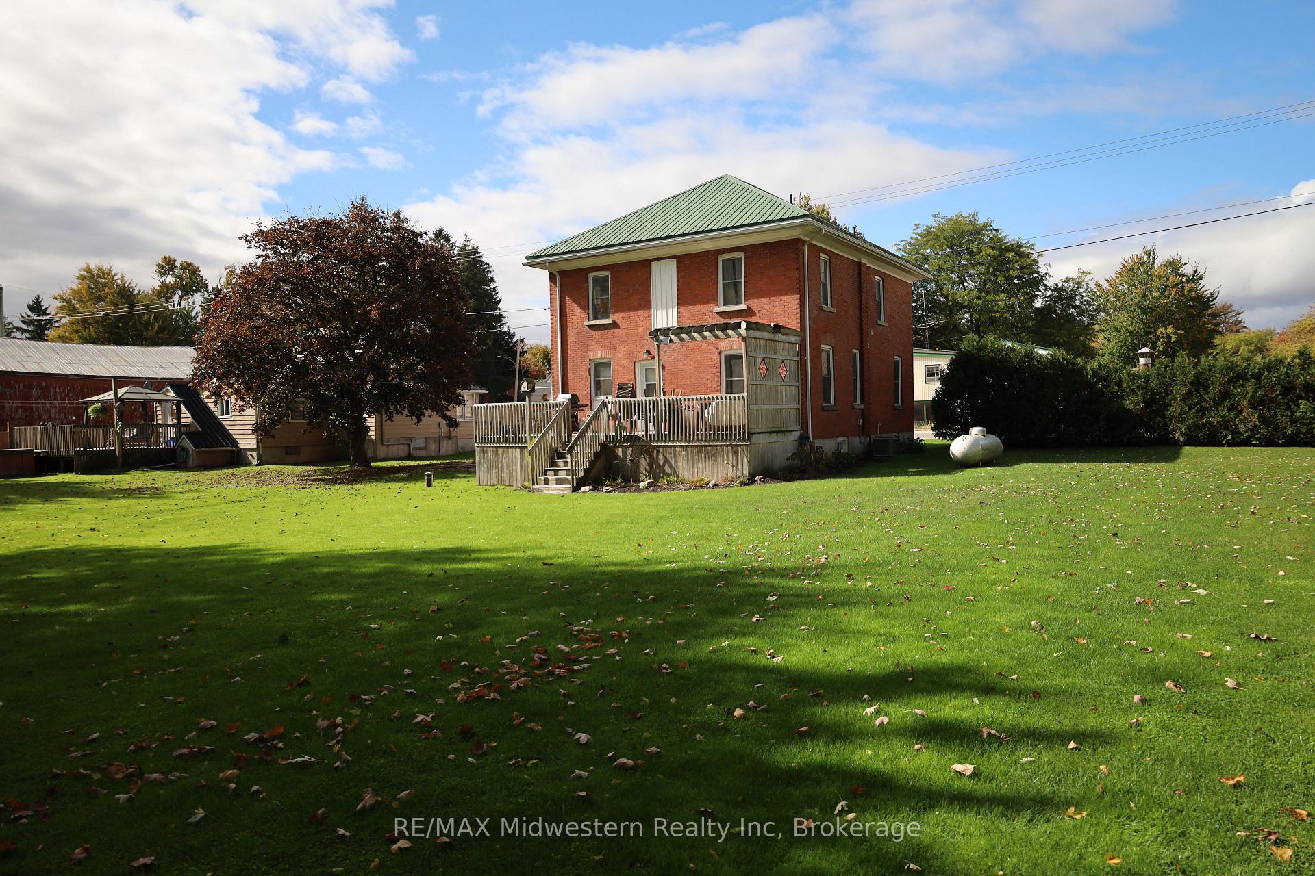 Photo 9 of 185 Winstanley Street, West Perth, Monkton — HOMEH