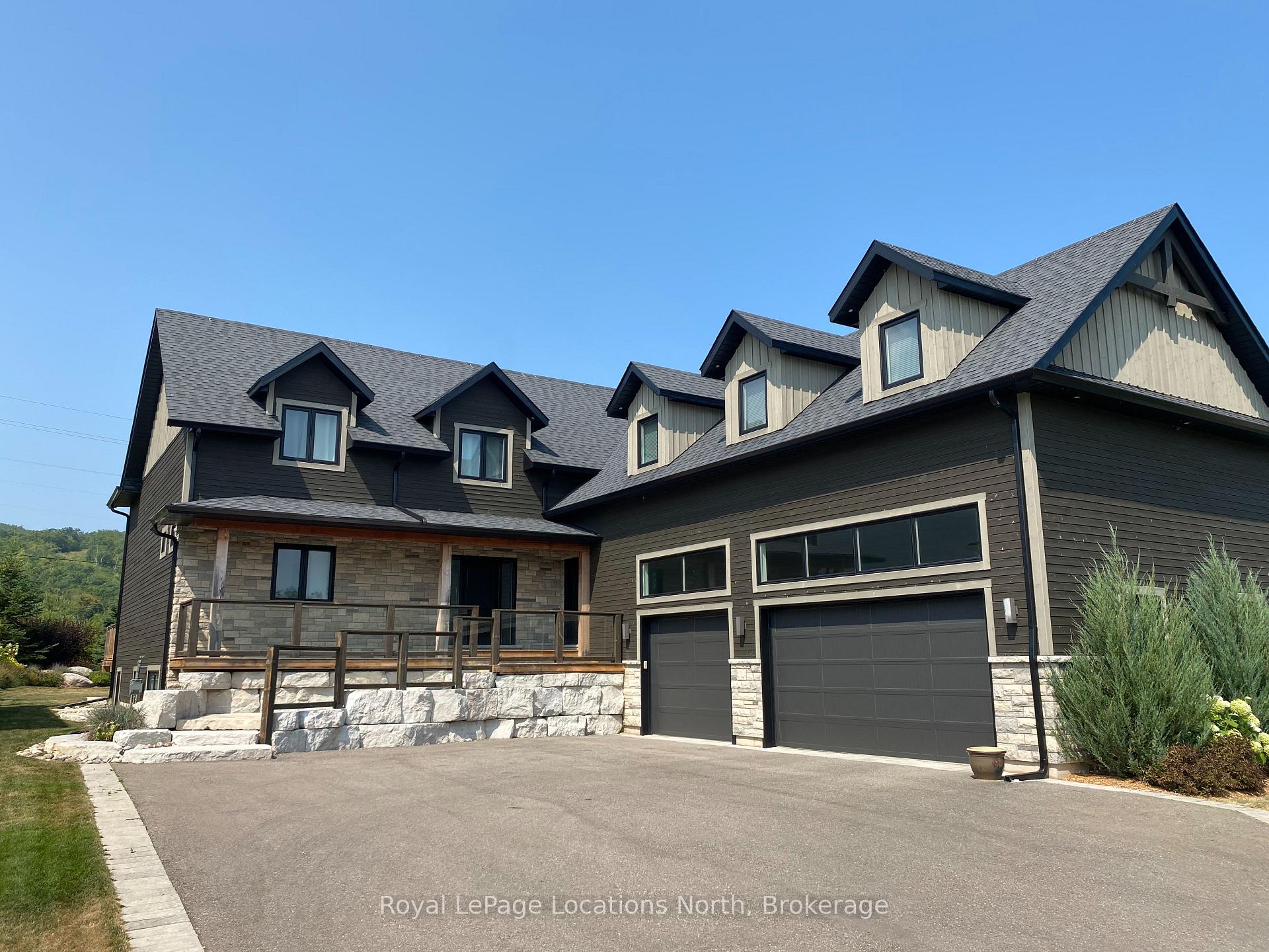 Photo 1 of 112 Interlaken Court, Blue Mountains — HOMEH