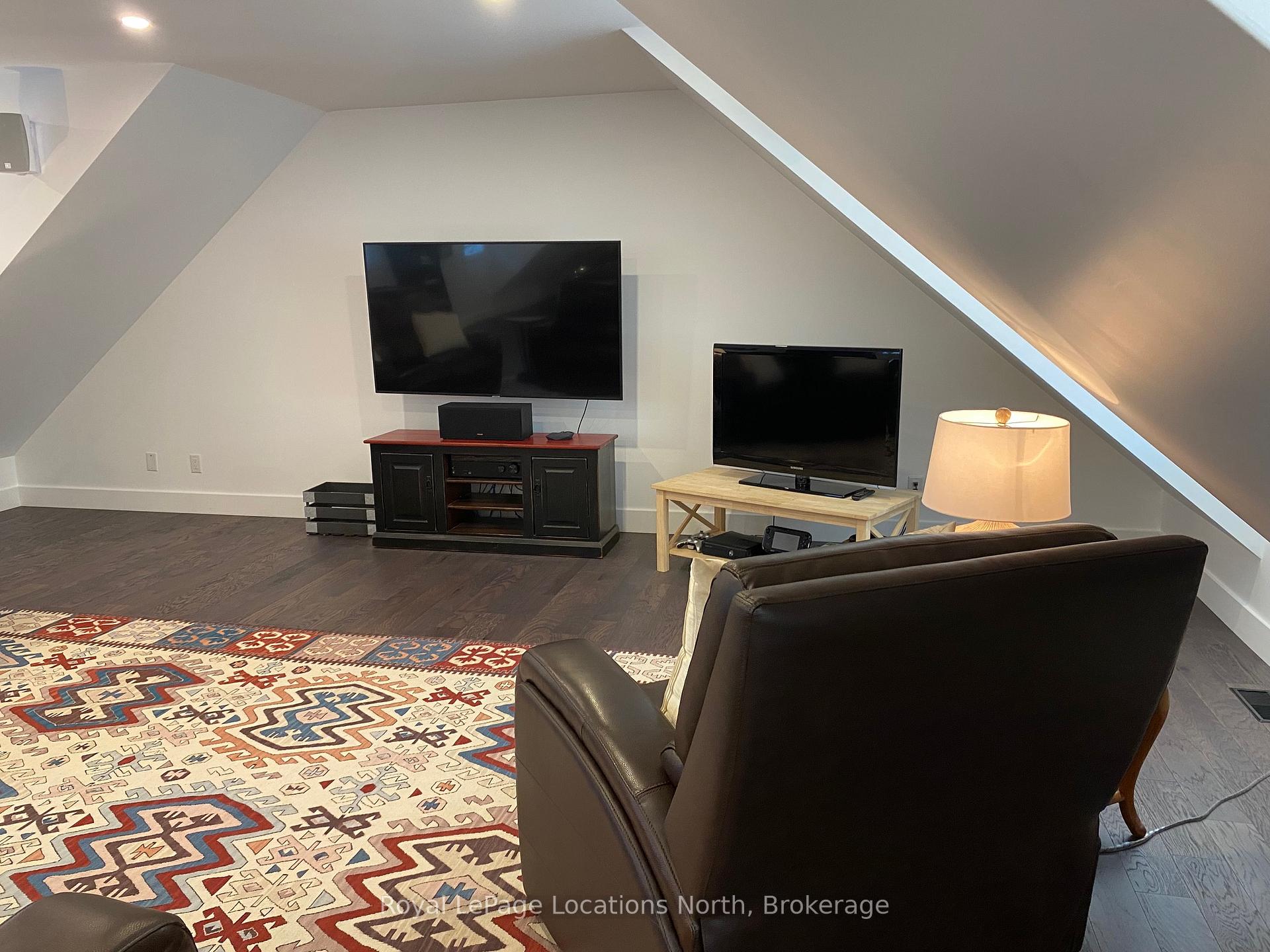 Photo 29 of 112 Interlaken Court, Blue Mountains — HOMEH