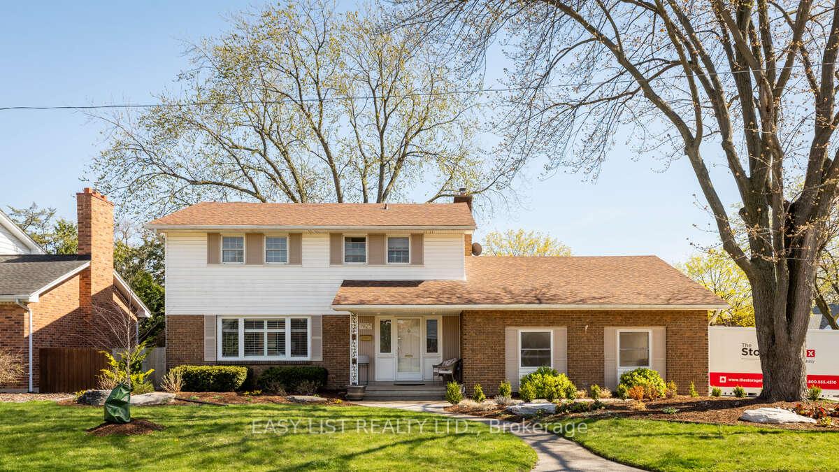 Front of 1925 Somme Avenue