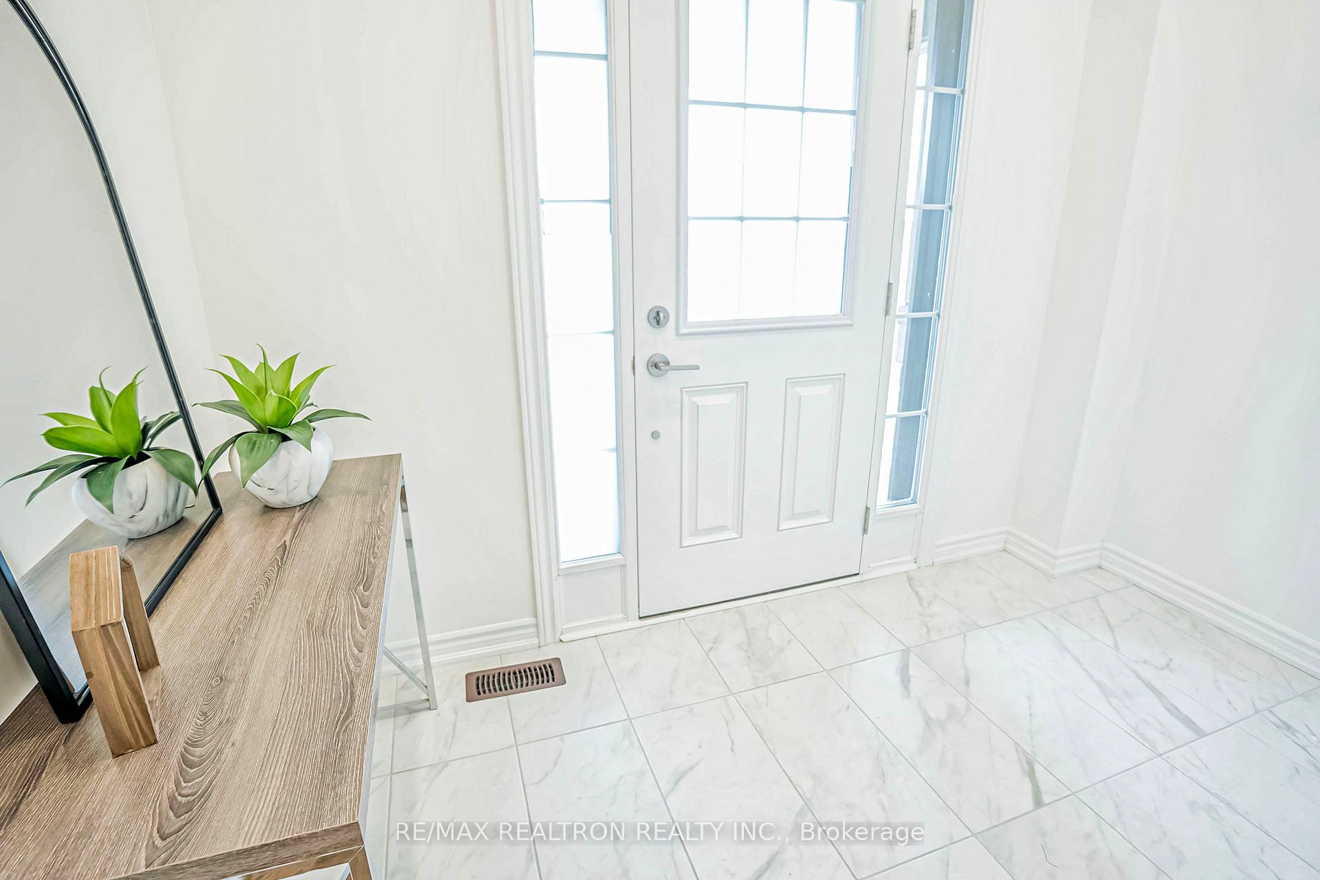 Photo 9 of 416 Coronation Road, Whitby, Rural Whitby — HOMEH