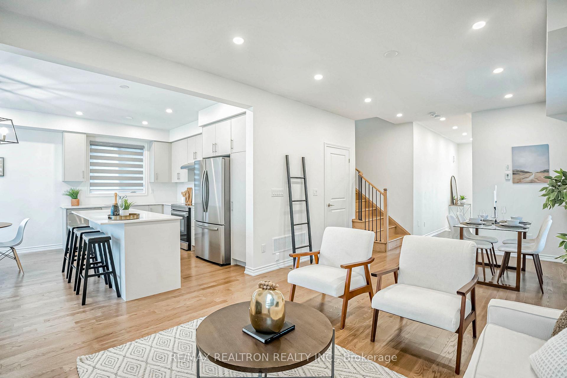 Photo 15 of 416 Coronation Road, Whitby, Rural Whitby — HOMEH