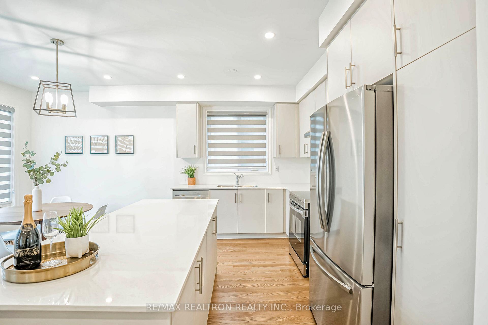 Photo 16 of 416 Coronation Road, Whitby, Rural Whitby — HOMEH