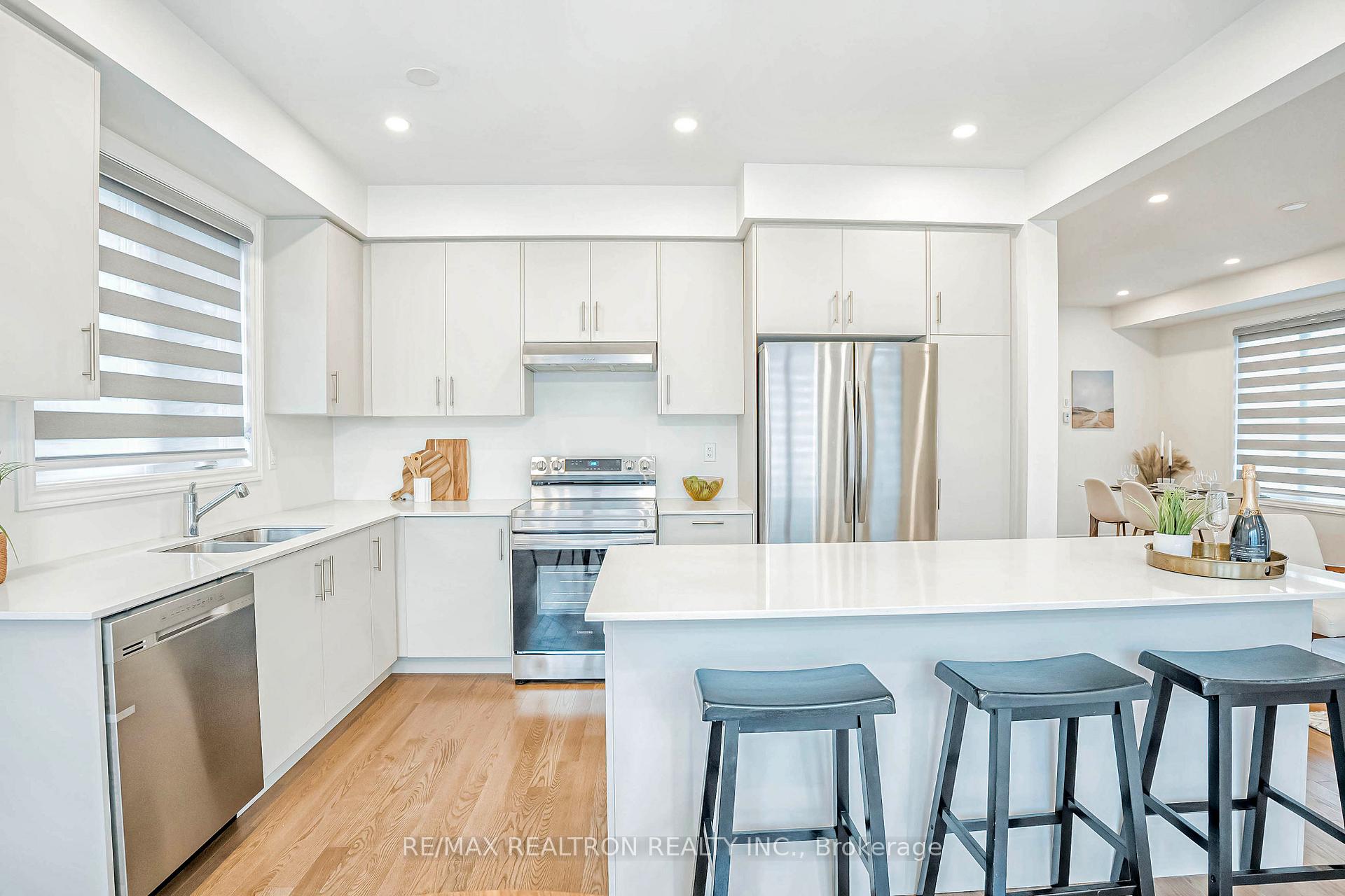 Photo 17 of 416 Coronation Road, Whitby, Rural Whitby — HOMEH