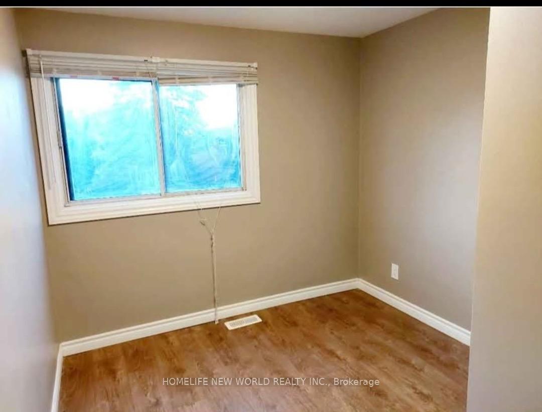 Photo 4 of Unit Unit B, 53 Marshall Street, Waterloo — HOMEH