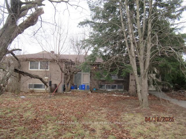 Photo 5 of 33 Lancer Drive, Vaughan, Maple — HOMEH