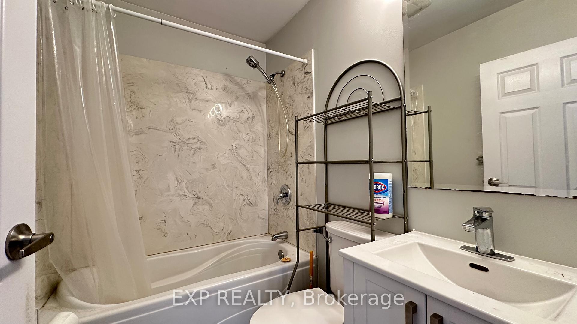 Photo 9 of Unit Unit A, 99 Bay Drive, Belleville, Belleville Ward — HOMEH