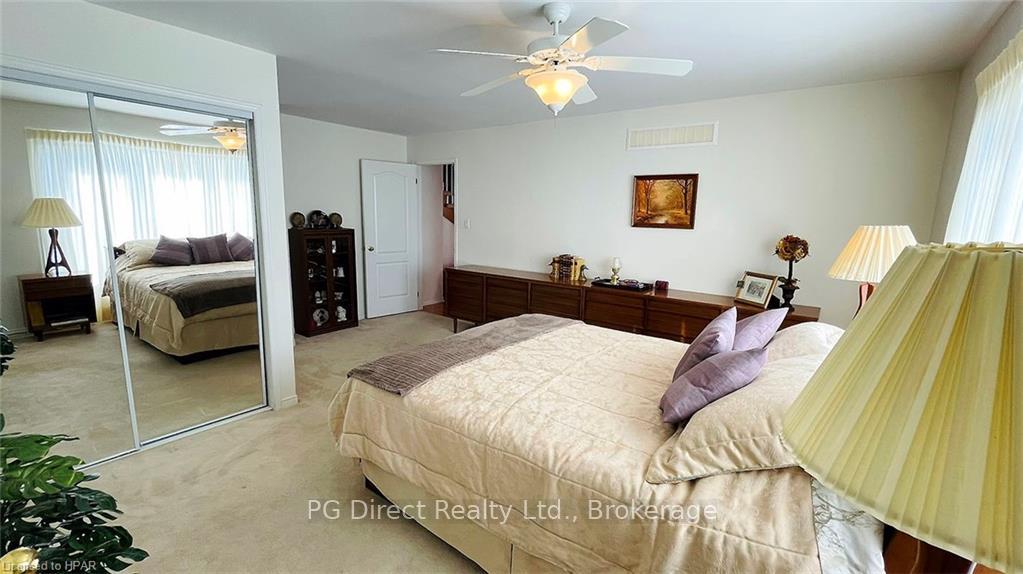 Photo 7 of 4720 Wembley Court, Windsor — HOMEH