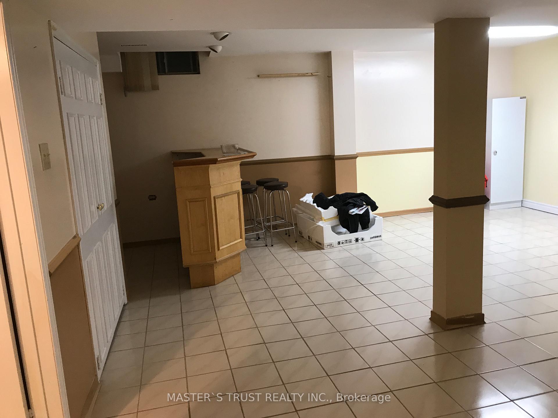 Photo 19 of 567 Brownridge Drive, Vaughan, Brownridge — HOMEH