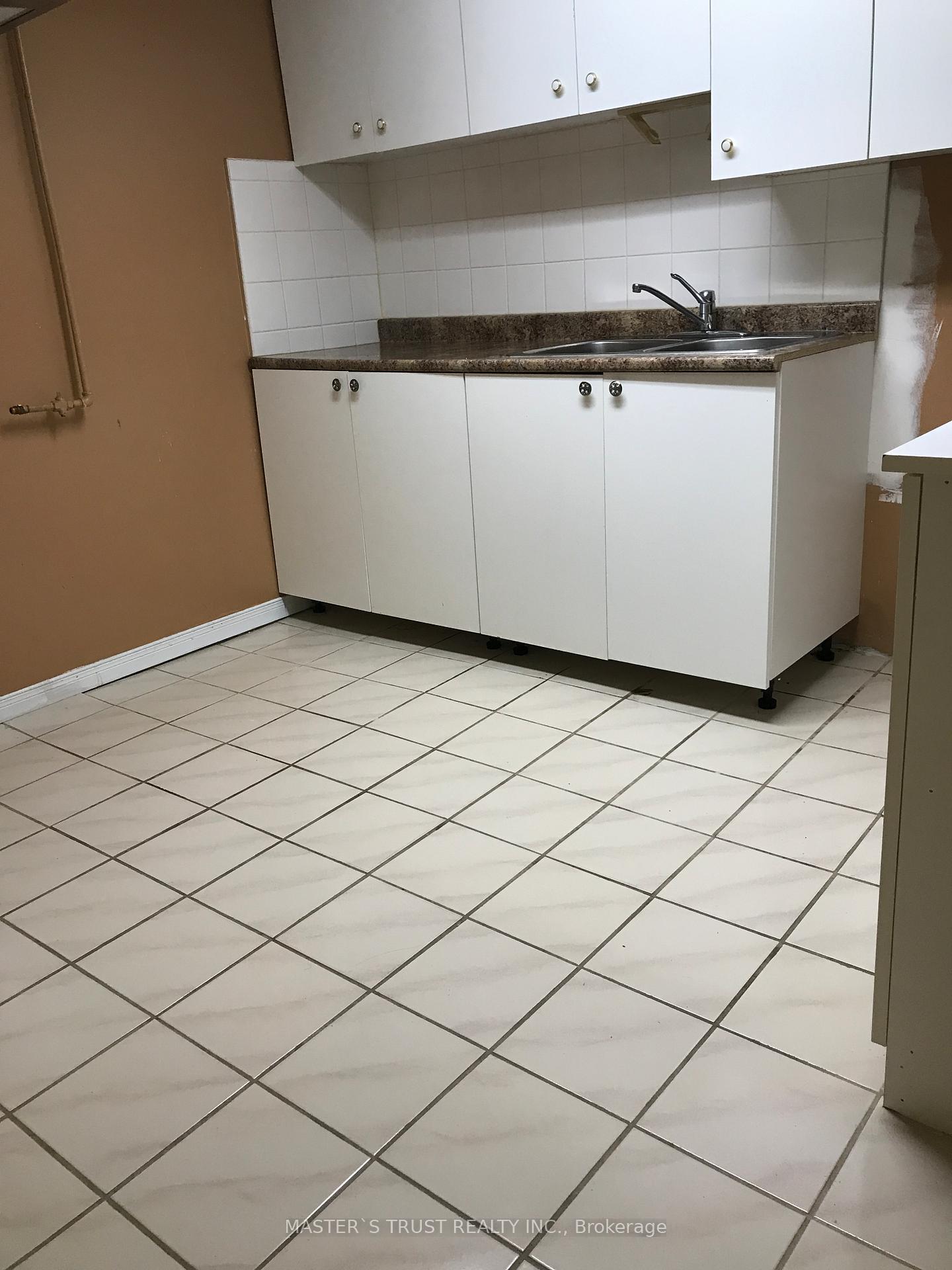Photo 21 of 567 Brownridge Drive, Vaughan, Brownridge — HOMEH