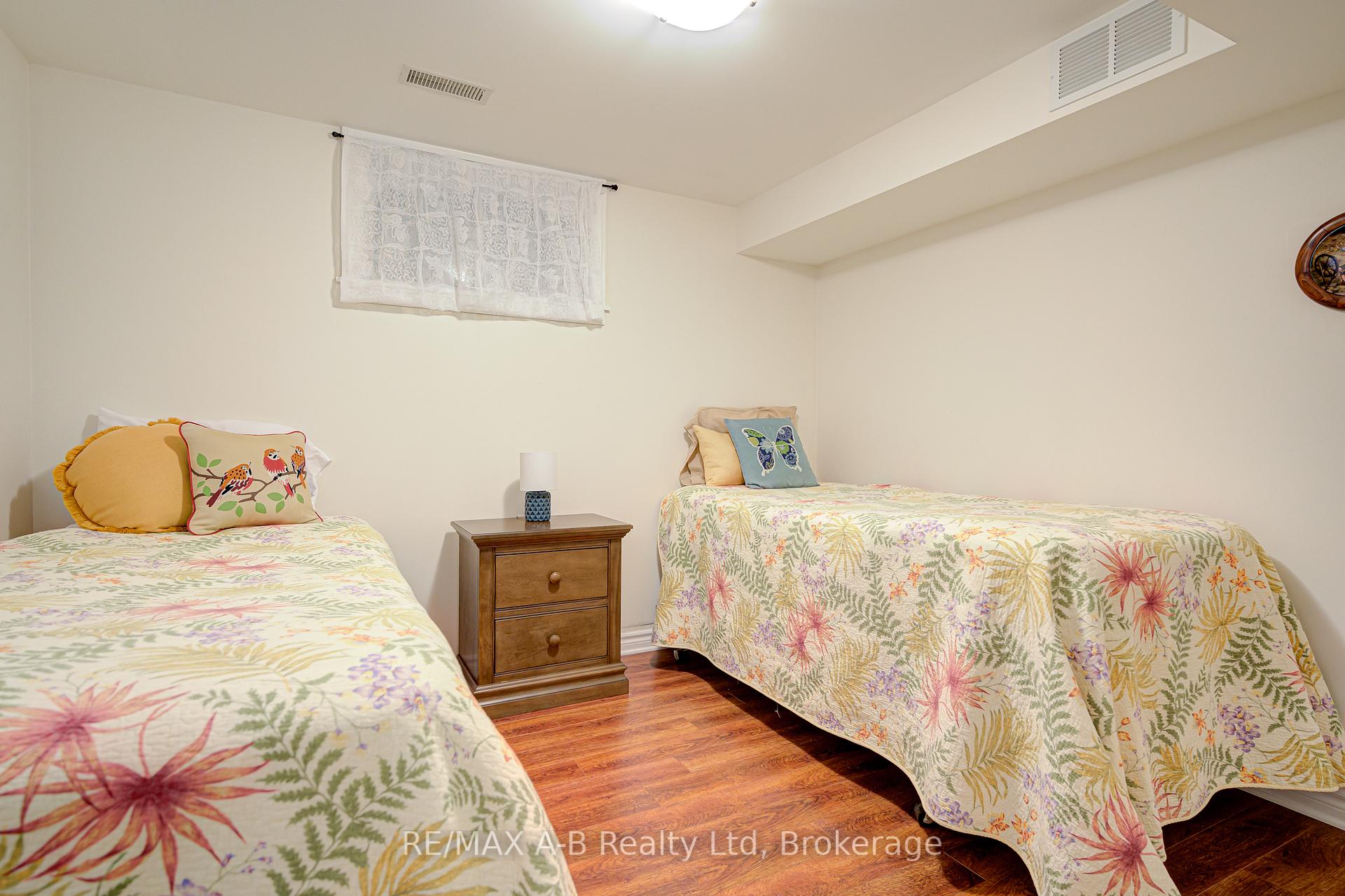 Photo 32 of 98 Mccarron Crescent, Waterloo — HOMEH