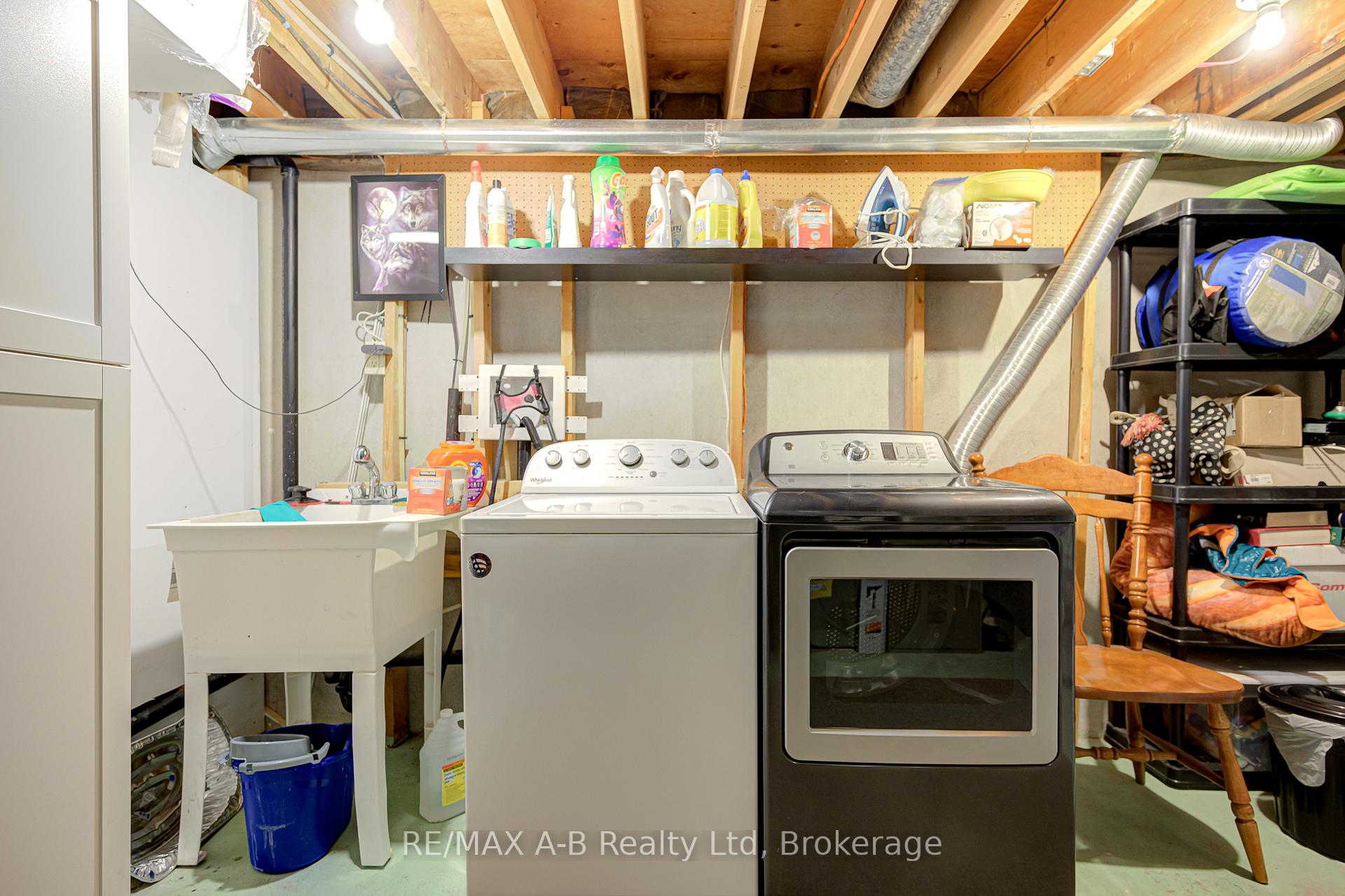 Photo 33 of 98 Mccarron Crescent, Waterloo — HOMEH