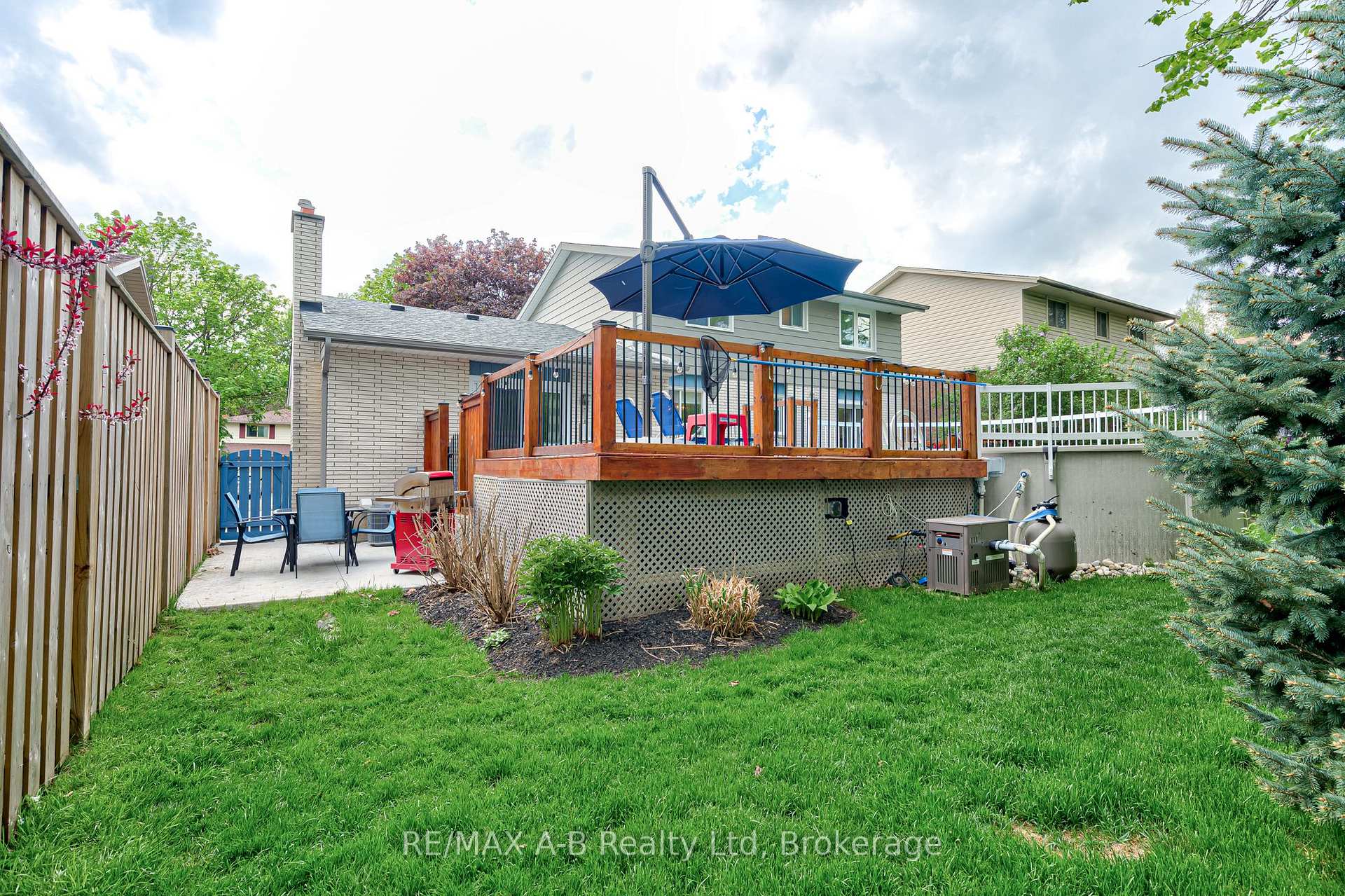 Photo 35 of 98 Mccarron Crescent, Waterloo — HOMEH