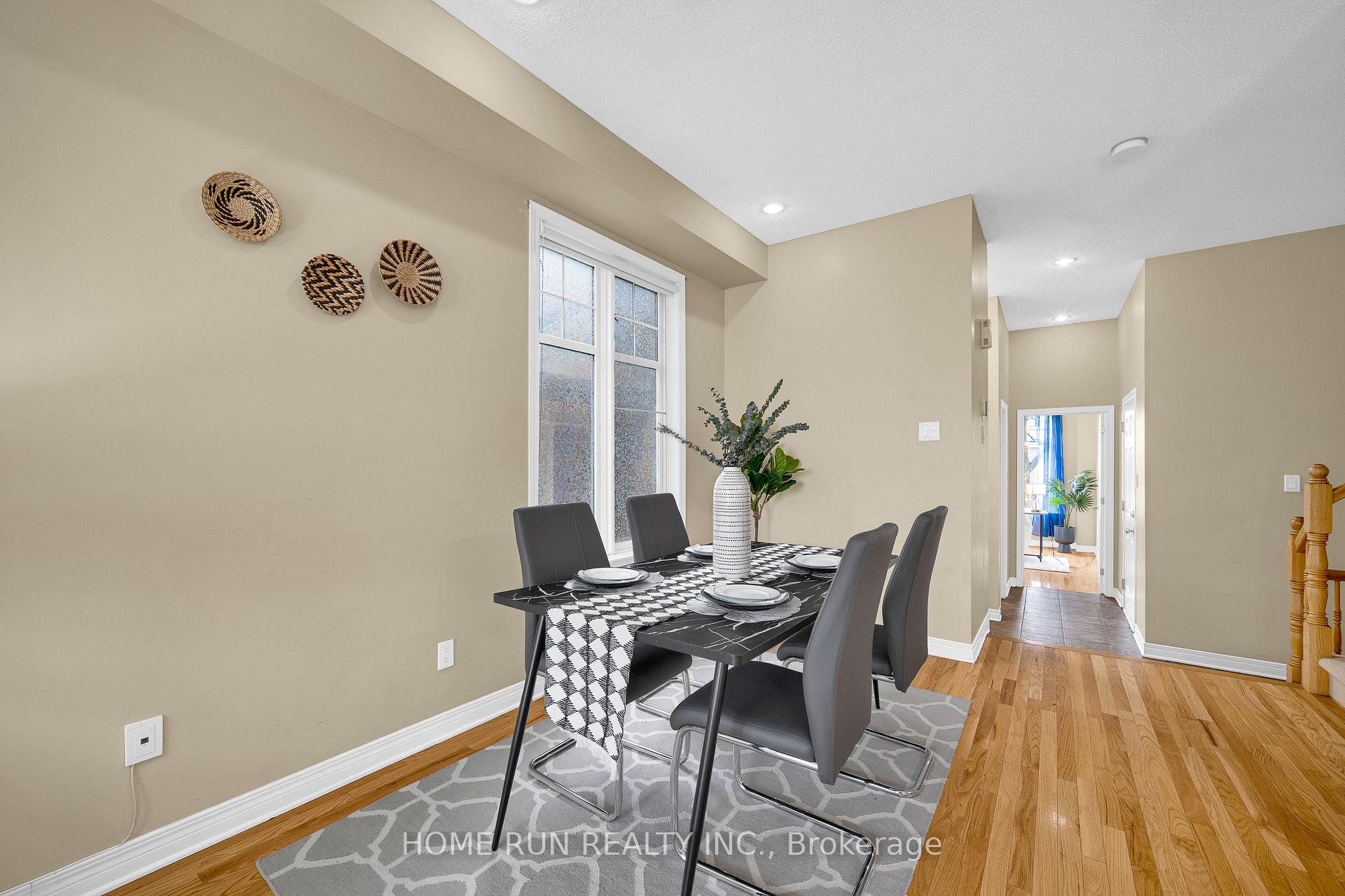 Photo 11 of 517 Devonwood Circle, Ottawa, Blossom Park/Kemp Park/Findlay Creek — HOMEH