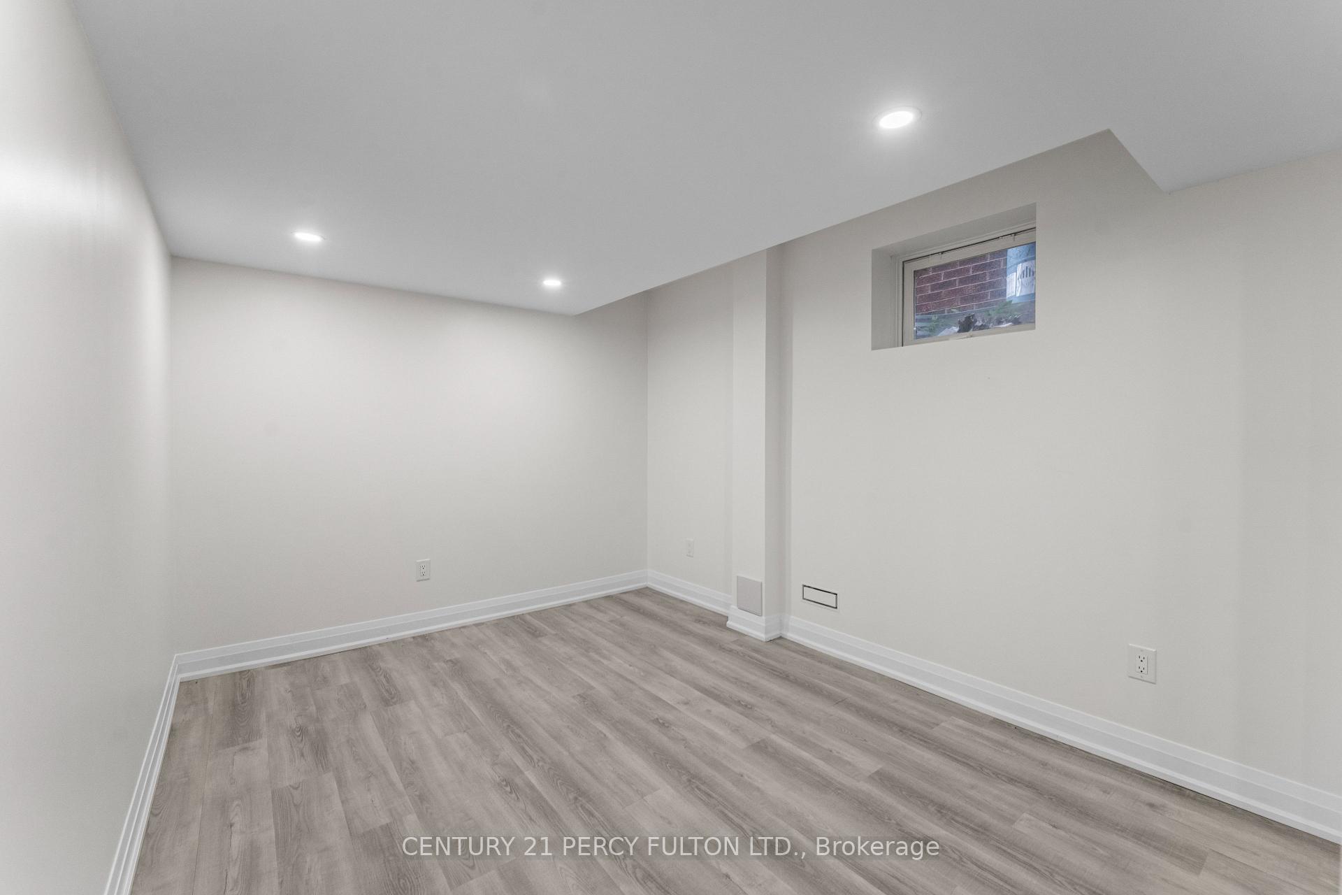 Photo 14 of 47 Winterton Way, Ajax, Northwest Ajax — HOMEH