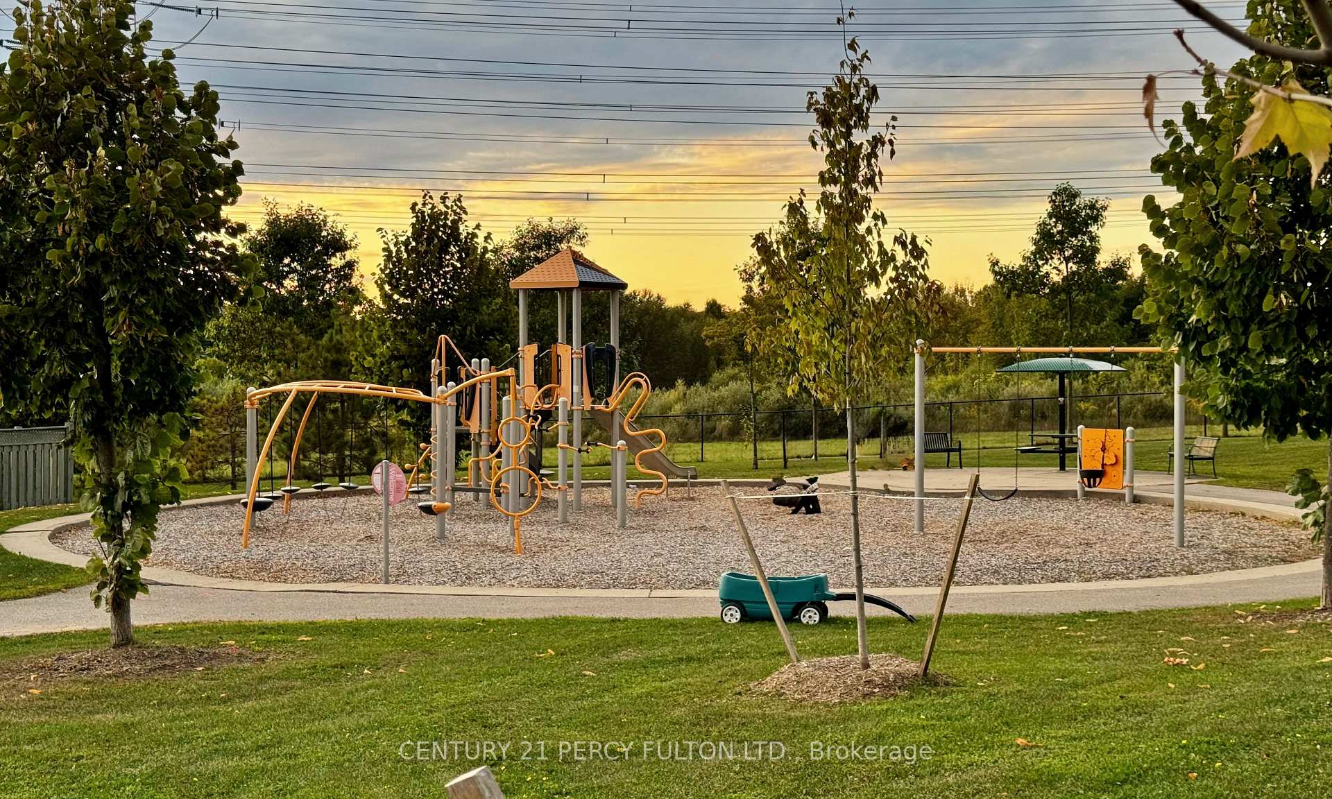 Photo 18 of 47 Winterton Way, Ajax, Northwest Ajax — HOMEH