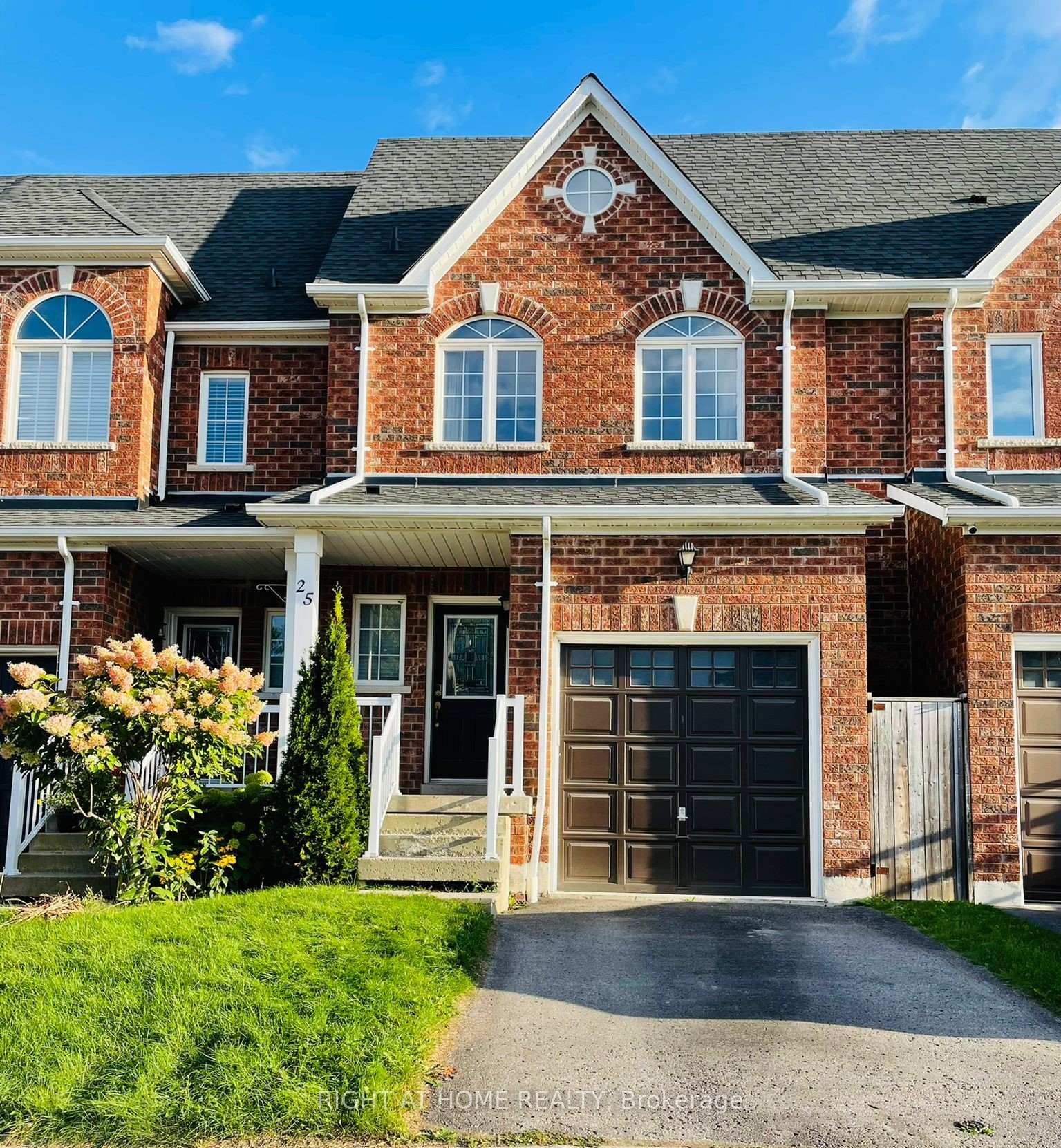 Photo 2 of 25 Stockton Court, Whitby, Taunton North — HOMEH